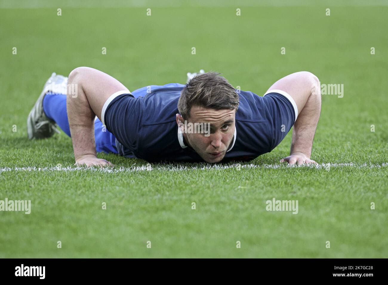 ©Sebastien Muylaert/MAXPPP - Parigi 12/02/2022 Anthony Jelonch di Francia prima della partita delle sei Nazioni della Guinness tra Francia e Irlanda allo Stade de France di Parigi, Francia. 12.02.2022 Foto Stock