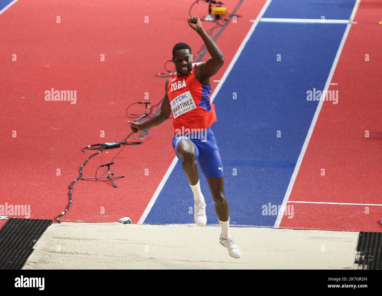 ©Laurent Lairys/MAXPPP - Lazaro Martinez di Cuba Final Triple Jump Men durante i Campionati del mondo di Atletica Indoor 2022 il 18 marzo 2022 alla Stark Arena di Belgrado, Serbia - Foto Laurent Lairys / Foto Stock