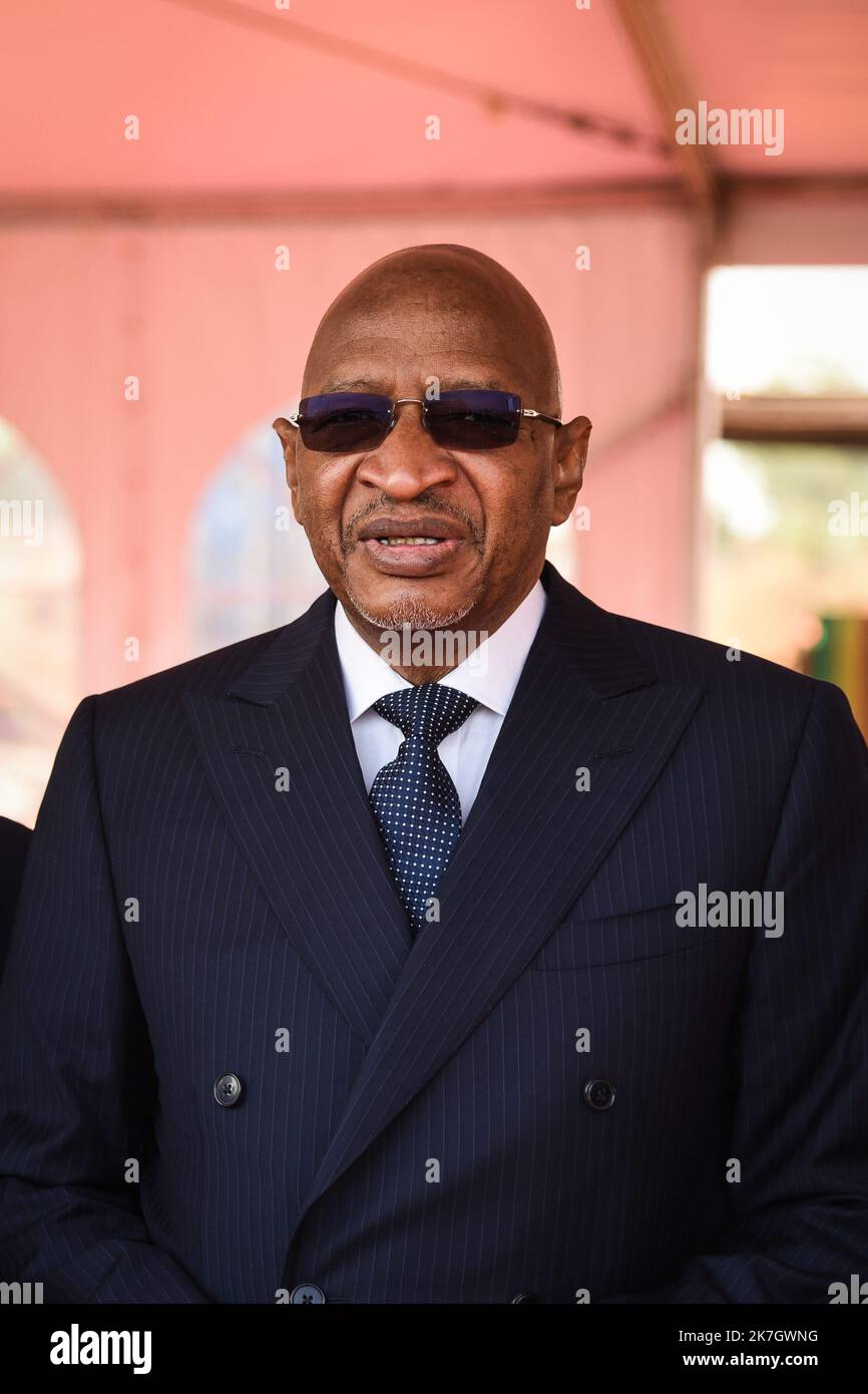 ©Nicolas Remene / le Pictorium/MAXPPP - Bamako 23/02/2019 Nicolas Remene / le Pictorium - 23/2/2019 - Mali / Koulikoro / Bamako - le Premier Ministre malien M. Celle-ci permettra notamment d'assurer l'aprovisioning correct en eau potable de la ville de Bamako. L'est le Plus important projet en altentation d'eau potable en Afrique de l'Ouest. / 23/2/2019 - Mali / Koulikoro / Bamako - il primo Ministro Maliano, Soumeylou Boubeye Maiga, durante la messa in servizio del nuovo Kabala pompaggio d'acqua Foto Stock