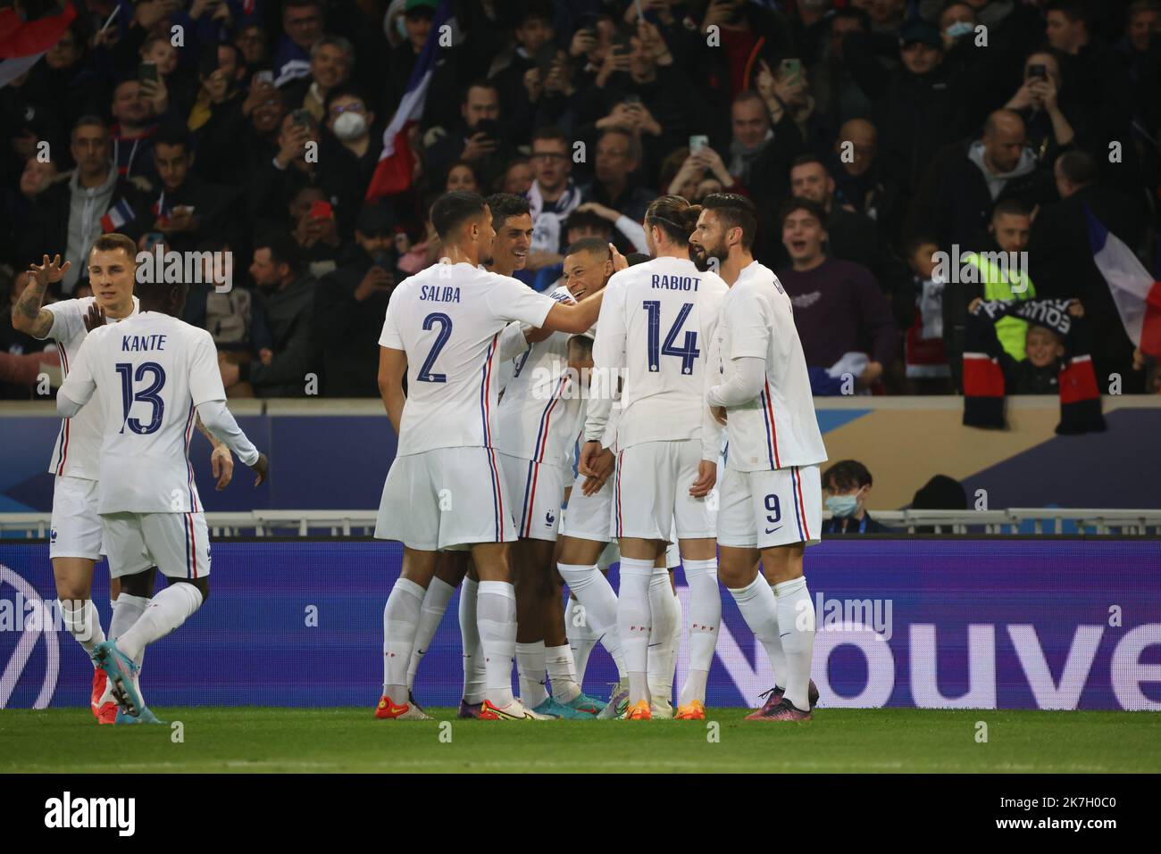 ©PHOTOPQR/LE PARISIEN/LP / ARNAUD JOURNOIS ; VILLENEUVE D'ASCQ ; 29/03/2022 ; FOOTBALL , 29/03/2022 , STADE PIERRE MAUROY DE VILLENEUVE D'ASCQ / FRANCIA - AFRIQUE DU SUD / MA KYLIAN MBAPPE - amichevole partita di calcio Francia vs Sud Africa. Foto Stock