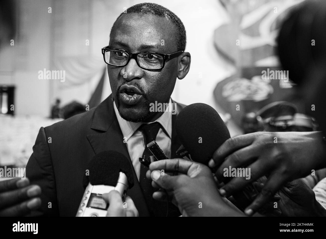 ©Nicolas Remene / le Pictorium/MAXPPP - Bamako 20/06/2015 Nicolas Remene / le Pictorium - 20/6/2015 - Mali / District de Bamako / Bamako - le ministre malien des Affaires etrangeres Abdoulaye Diop donne d'une intervista lors de la ceremonie de parachevement du processus de la firma de l'Accord pour la Accord paix et la reconciliation au Mali, le 20 juin 2015 a Bamako. / 20/6/2015 - Mali / Distretto di Bamako / Bamako - il Ministro degli Esteri del Maliano Abdoulaye Diop ha rilasciato un'intervista durante la cerimonia per completare il processo di firma dell'accordo per la pace e la riconciliazione in Mali, 20 giugno 2015 a Bam Foto Stock