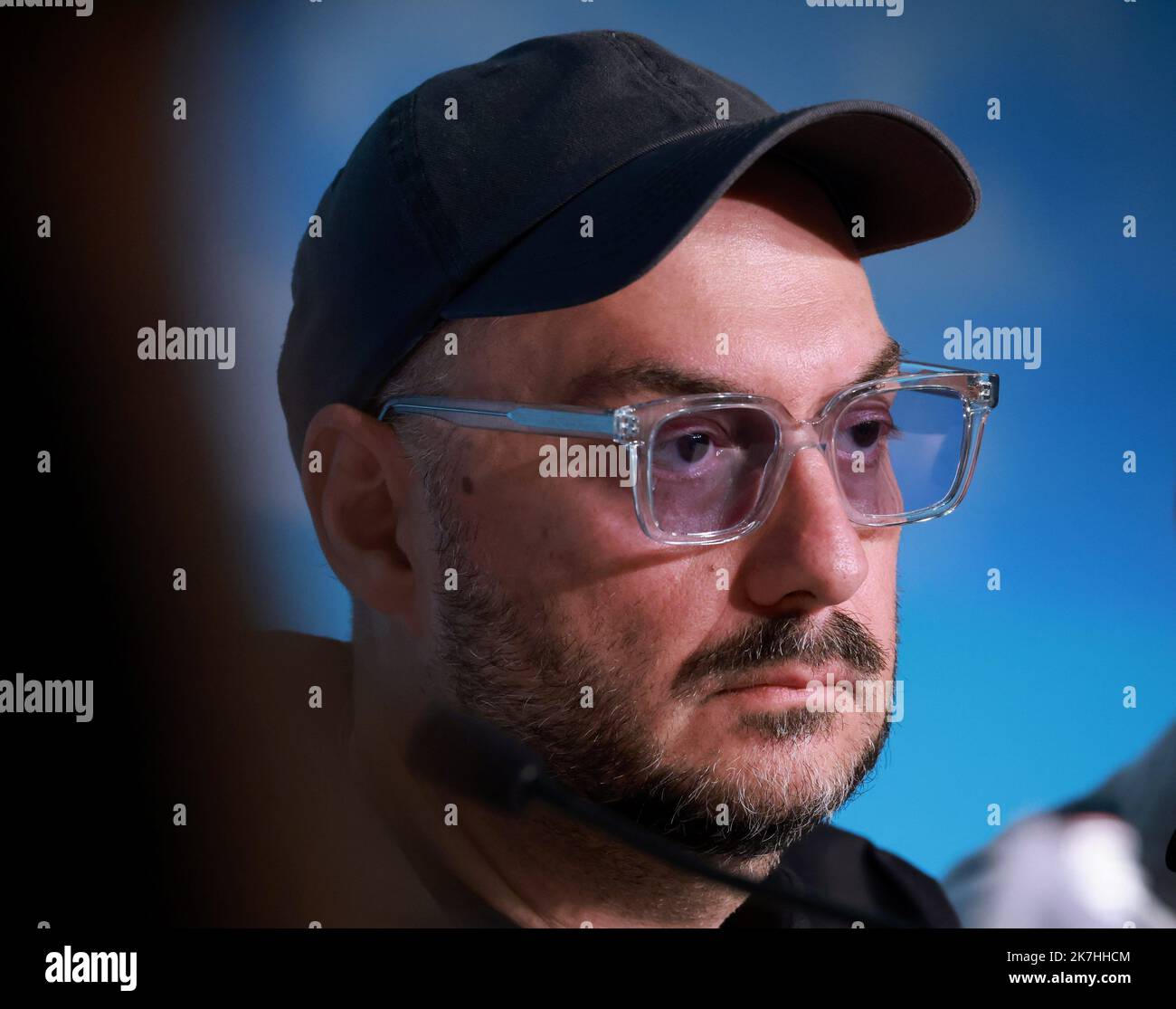 ©PHOTOPQR/NICE MATIN/Frantz Bouton ; Cannes ; 19/05/2022 ; il regista russo Kirill Serebrennikov arriva a tenere una conferenza stampa per il film 'la moglie di Tchaikovsky (Zhena Chaikovskogo)' alla 75th edizione del Festival di Cannes a Cannes, nel sud della Francia, il 19 maggio 2022 Foto Stock