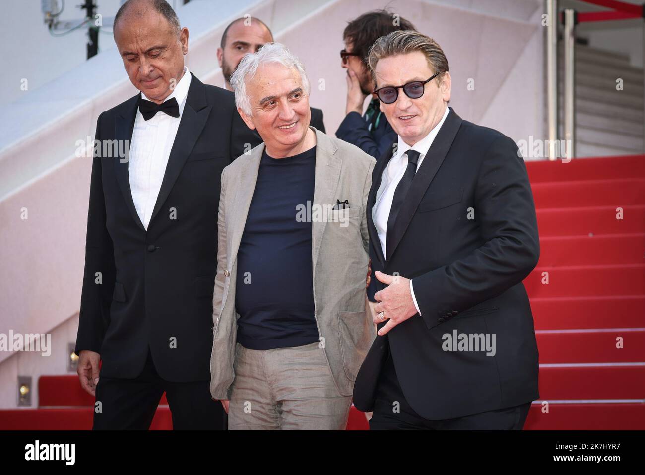 ©PHOTOPQR/LE PARISIEN/Fred Dugit ; Cannes ; 26/05/2022 ; Cuture / Cinéma Palais des festival à Cannes (06), le 26 mai 2022 Montée des marches du film Pacification de Albert Serra Benoit Magimel Photo LP / Fred Dugit - Festival internazionale del cinema di Cannes. Foto Stock