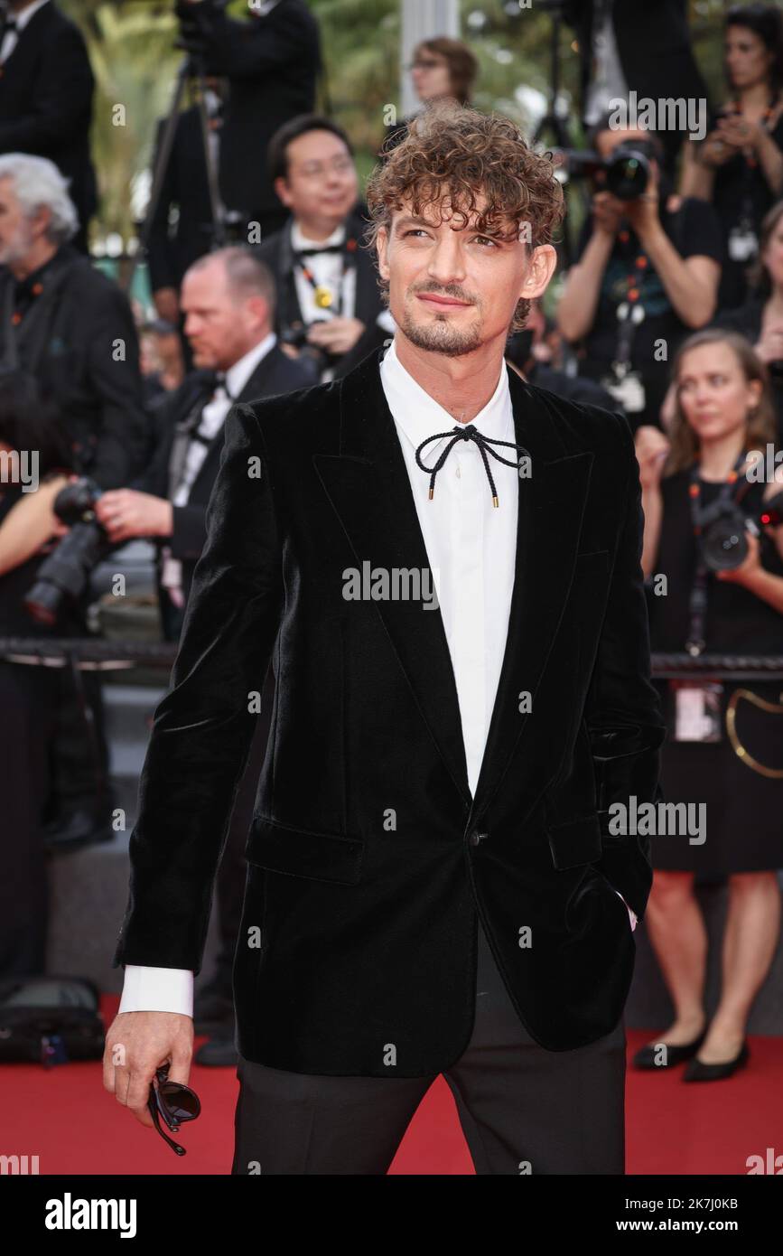 ©PHOTOPQR/LE PARISIEN/Fred Dugit ; Cannes ; 28/05/2022 ; Cuture / Cinéma Palais des festival à Cannes (06), le 28 mai 2022 Palmares du 75e fetival du film International de Cannes Niels Schneider Photo LP / Fred Dugit Foto Stock