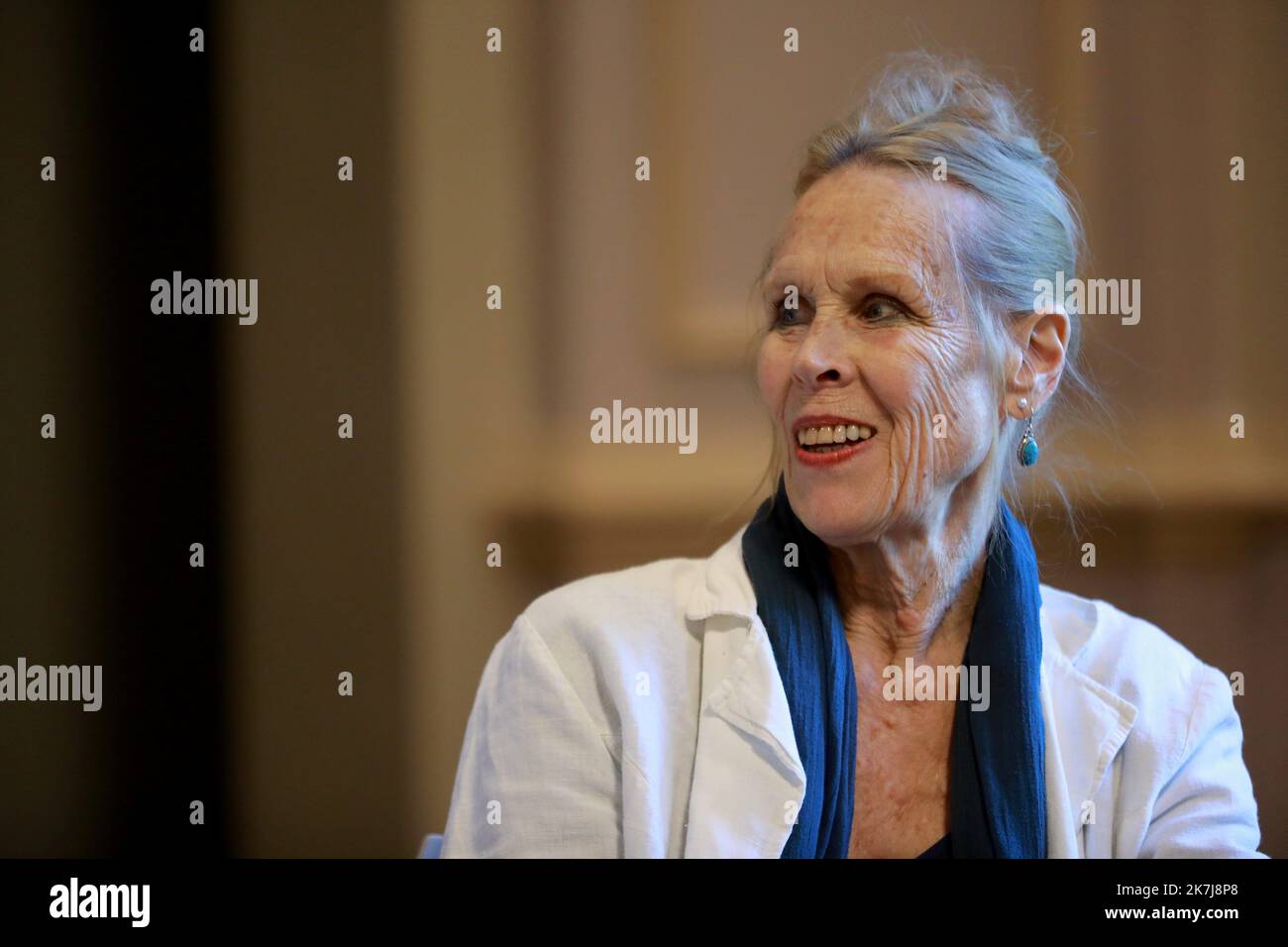 ©PHOTOPQR/LA PROVENCE/REY Jérôme ; Avignon ; 08/06/2022 ; Avignon Opera Grand Avignon Chi ci sogna? Création pour le Ballet de l’Opéra Grand Avignon par Carolyn Carlson - Opera Grand Avignon Chi ci sogna? Creazione per il Ballet de l'Opéra Grand Avignon di Carolyn Carlson qui con il coreografo Pontus Lidberg AVIGNON, FRANCIA 8 GIUGNO 2022 Foto Stock