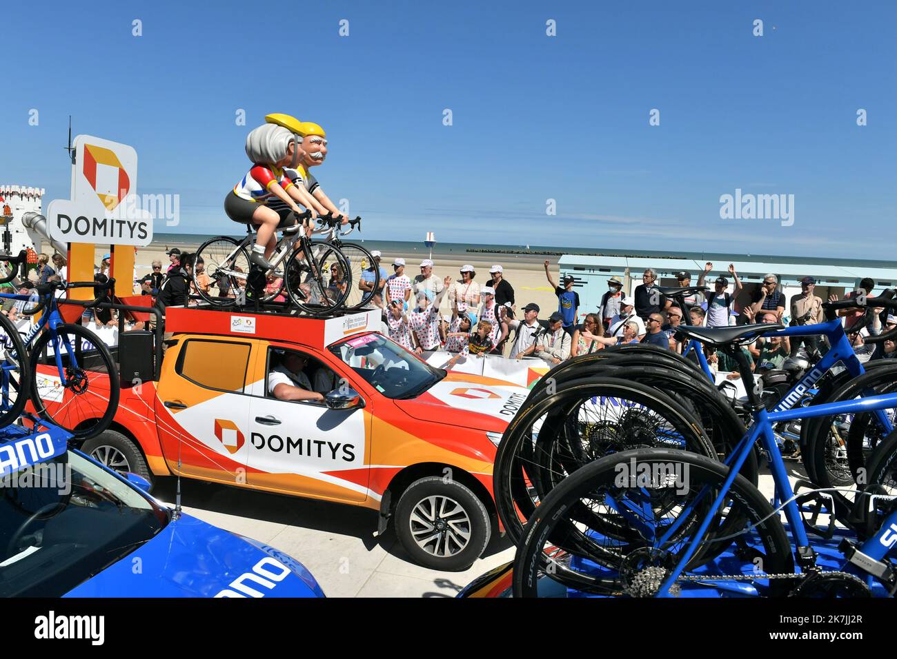 ©PHOTOPQR/VOIX DU NORD/PASCAL BONNIERE ; 05/07/2022 ; DUNKERQUE , le 5 juillet 2022 sport , cyclisme , tour de France , etape Dunkerque - Calais domitys la 109th edizione del Tour de France si svolge dal 01 al 24 luglio 2022 - Foto Stock