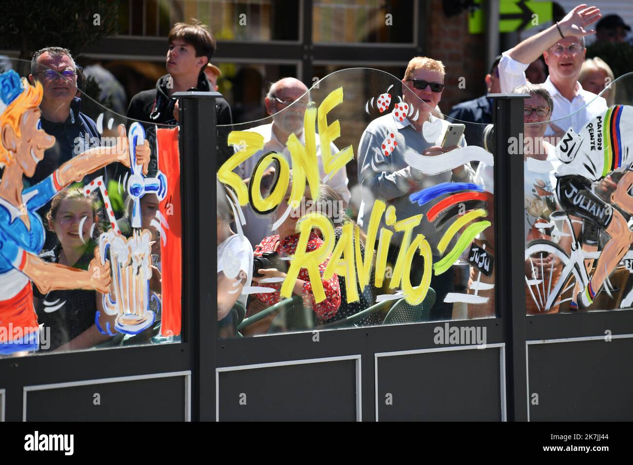 ©PHOTOPQR/VOIX DU NORD/PASCAL BONNIERE ; 05/07/2022 ; DUNKERQUE , le 5 juillet 2022 sport , ciclosme , tour de France , etape Dunkerque - Calais .PHOTO PASCAL BONNIERE / LA VOIX DU NORD - la 109th edizione del Tour de France si svolge dal 01 al 24 luglio 2022 - Foto Stock