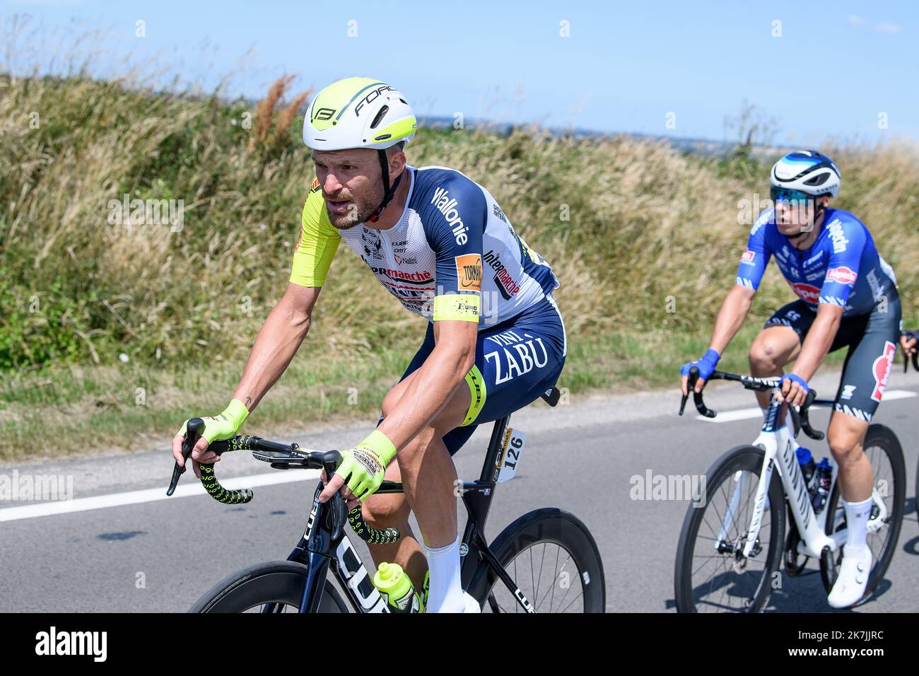 ©PHOTOPQR/VOIX DU NORD/PASCAL BONNIERE ; 05/07/2022 ; ADRIEN PETIT . DUNKERQUE 05.07.2022 sport - ciclosme - tourde france - 4eme etpae entre Dunkerque et Calais PHOTO PASCAL BONNIERE / LA VOIX DU NORD - la 109th edizione del Tour de France si svolge dal 01 al 24 luglio 2022 - - Foto Stock