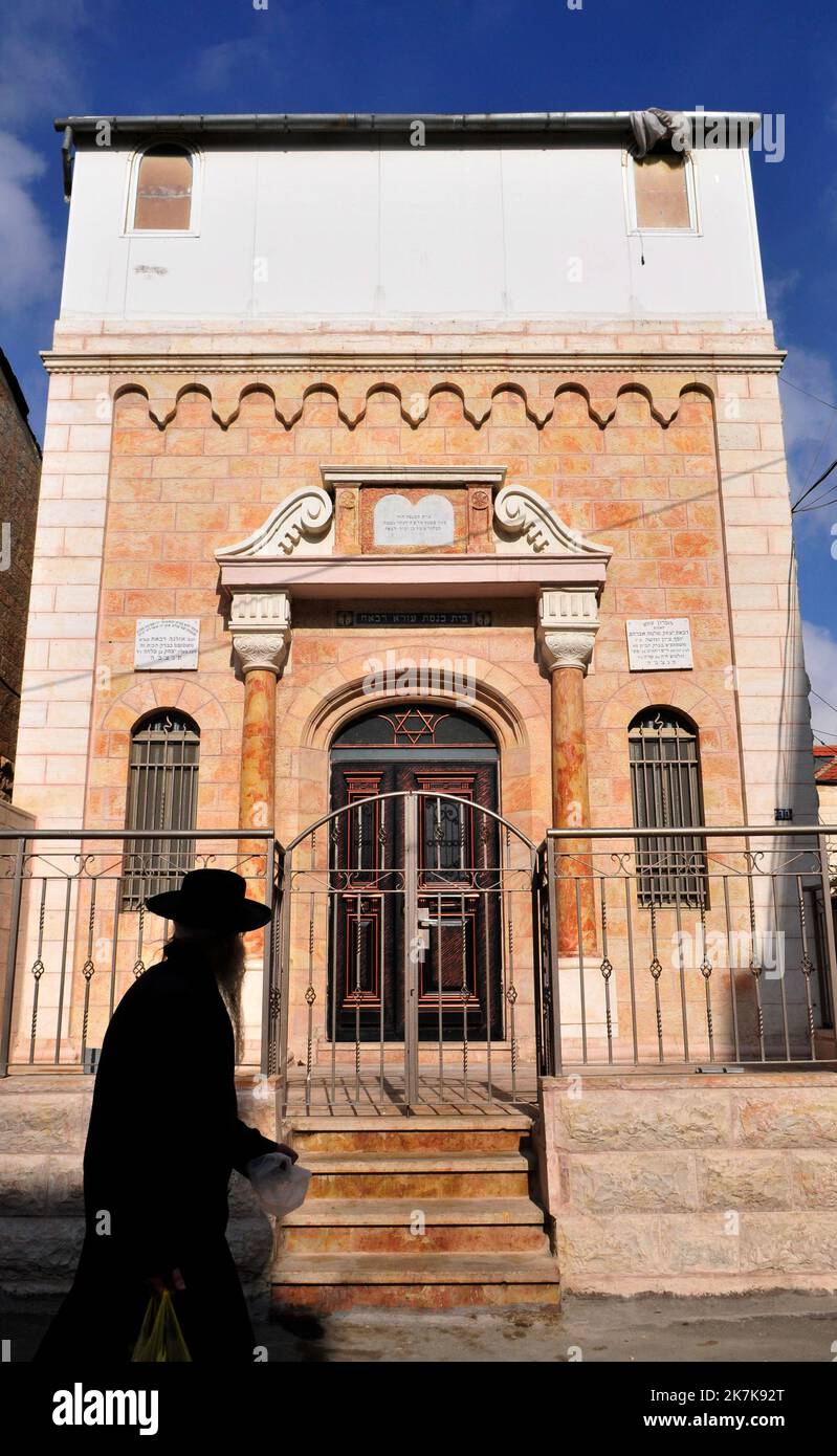 Sinagoga di Ezra Debach su Yom Tov Elgazi St a Gerusalemme, Israele. Foto Stock