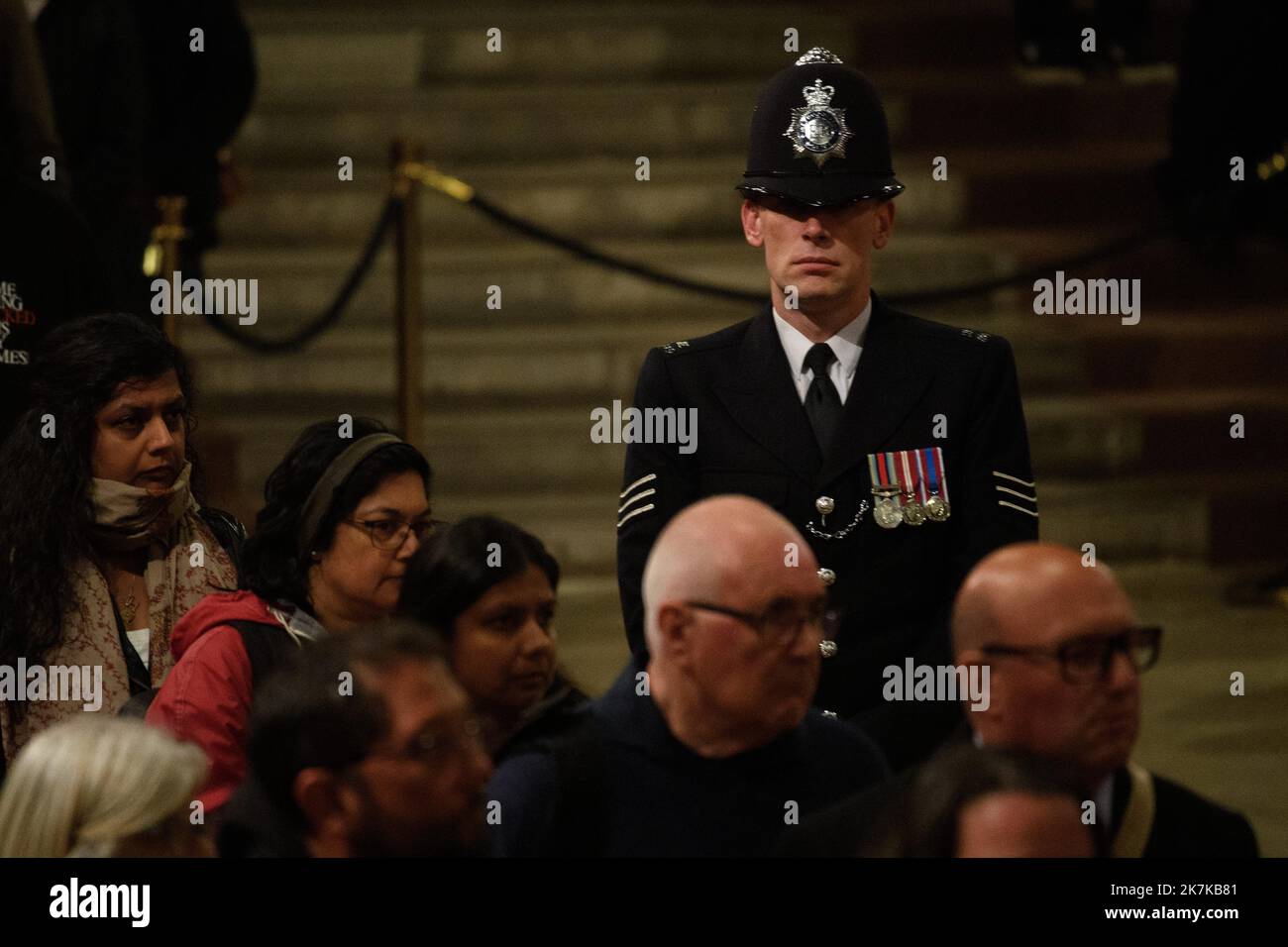 ©Julien Mattia / le Pictorium/MAXPPP - Londres 18/07/2016 Julien Mattia / le Pictorium - 18/7/2016 - Royaume-uni / Londres / Londres - Les Londoniens Rent ommage a la reine Elisabeth 2 dans Westminster Hall aupres de son cercueil, a Londres, le 16 Settembre 2022 / 18/7/2016 - Regno Unito / Londra / Londra - i londinesi rendono omaggio alla Regina Elisabetta 2 nella Westminster Hall vicino alla sua bara, a Londra, 16 settembre 2022 Foto Stock