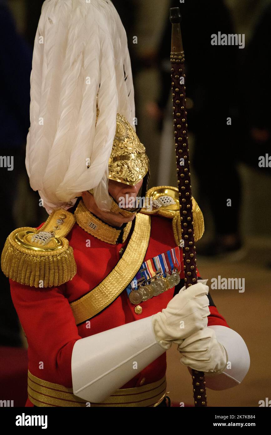 ©Julien Mattia / le Pictorium/MAXPPP - Londres 18/07/2016 Julien Mattia / le Pictorium - 18/7/2016 - Royaume-uni / Londres / Londres - le cercueil de la reine Elisabeth 2 dans Westminster Hall, a Londres, le 17 Settembre 2022 / 18/7/2016 - Regno Unito / Londra / Londra - la bara della Regina Elisabetta 2 a Westminster Hall, Londra, 17 settembre 2022 Foto Stock