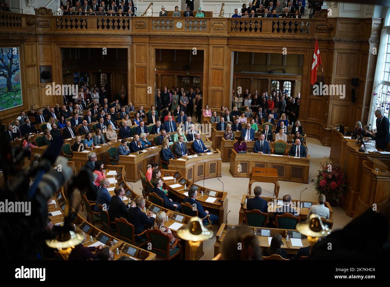 ©Thibault Savary / le Pictorium/MAXPPP - Copenaghen 04/10/2022 Thibault Savary / le Pictorium - 4/10/2022 - Danemark / Copenaghen - le parlement Danois, Folketinget lors du discours de politique generale de mette Frederiksen. / 4/10/2022 - Danimarca / Copenaghen - il Folketinget, Parlamento danese durante il discorso del PM danese mette Frederiksen. Foto Stock