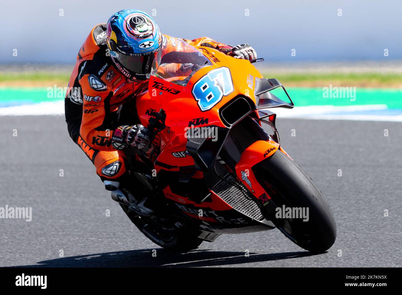 Phillip Island, Australia, 16 ottobre 2022. Remy Gardner in Australia sul KTM Factory Racing KTM Tech3 durante la gara MotoGP alla 2022 Australian MotoGP al Phillip Island Circuit il 16 ottobre 2022 a Phillip Island, Australia. Credit: Dave Hewison/Speed Media/Alamy Live News Foto Stock