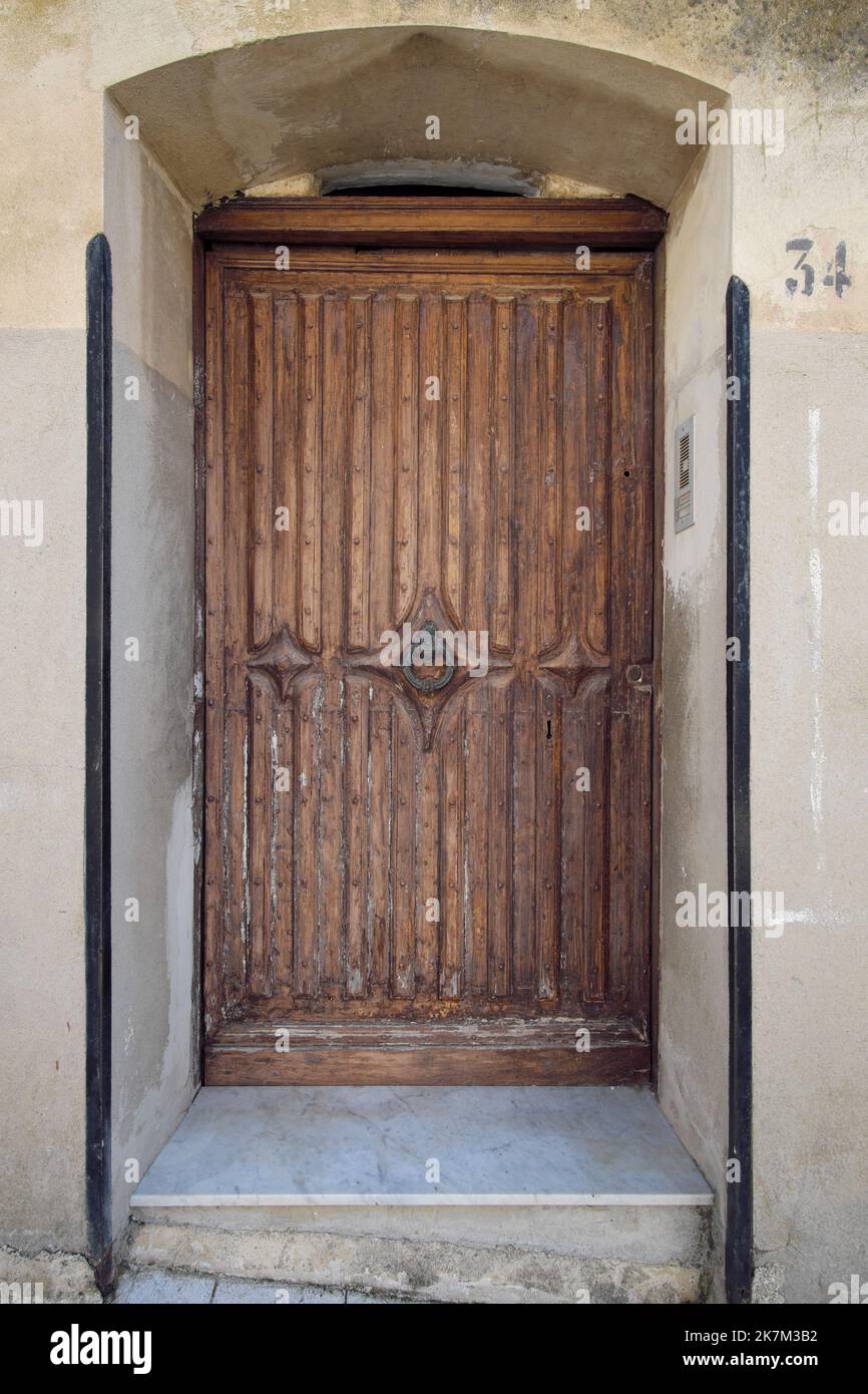 Porta di ingresso in via Lercara Friddi, Sicilia Occidentale, Italia Foto Stock