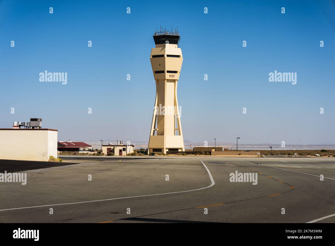 Air Control Tower presso la base dell'aeronautica di Edwards, il 10/16/2022 Foto Stock