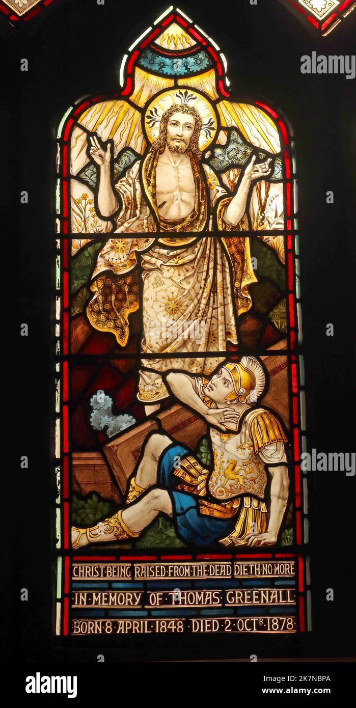 Interno della chiesa di St Wilfrids, finestra di Thomas Greenall, Grappenhall Village, South Warrington, Cheshire, Inghilterra, Regno Unito - dettaglio Foto Stock