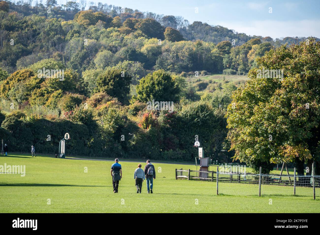 Steyning, ottobre 11th 2022: Vista sul campo da cricket verso South Downs e Horseshoe Walk Foto Stock