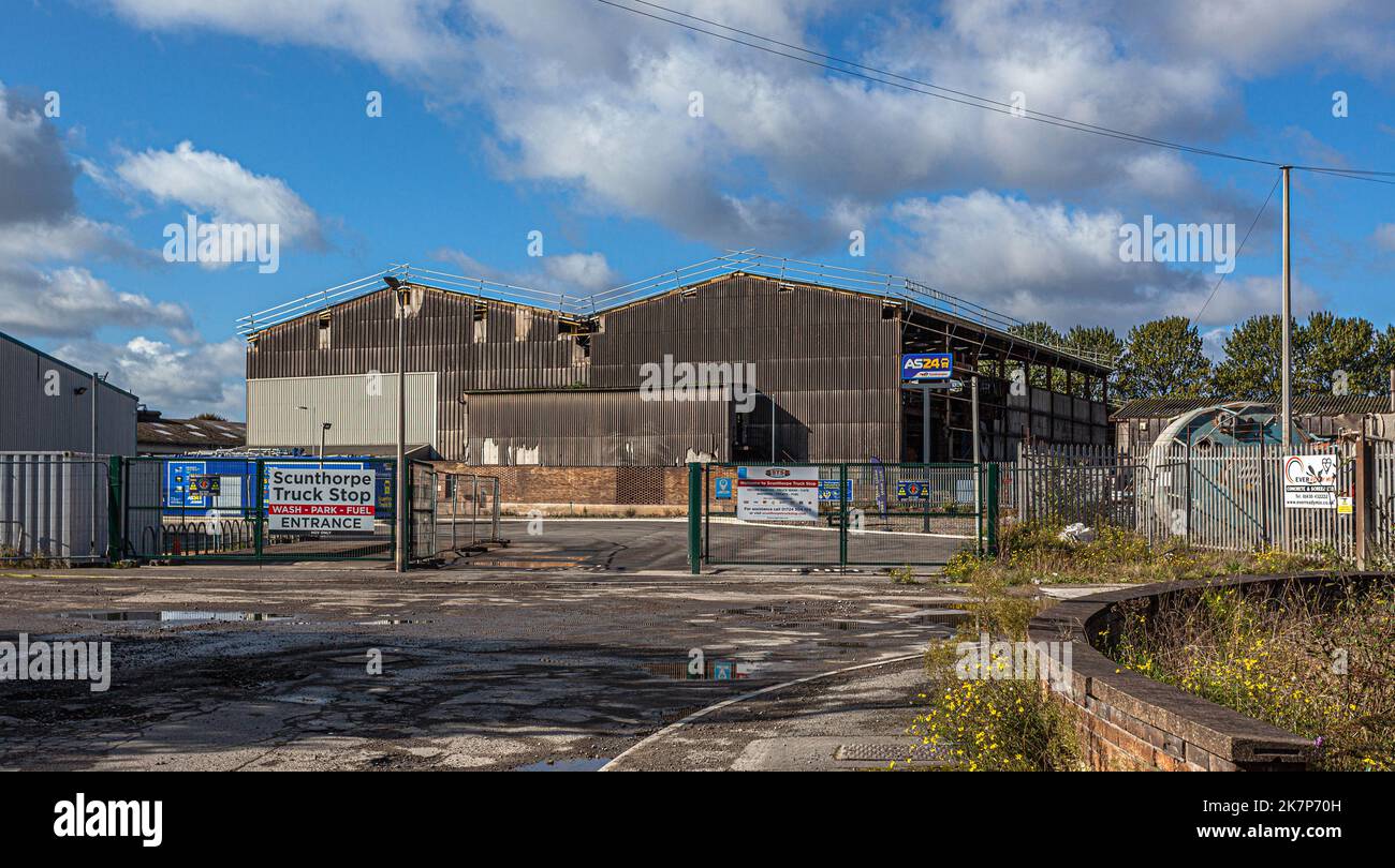 Vista frontale di un vecchio magazzino, Scunthorpe, North Lincolnshire, Inghilterra, Regno Unito. Foto Stock