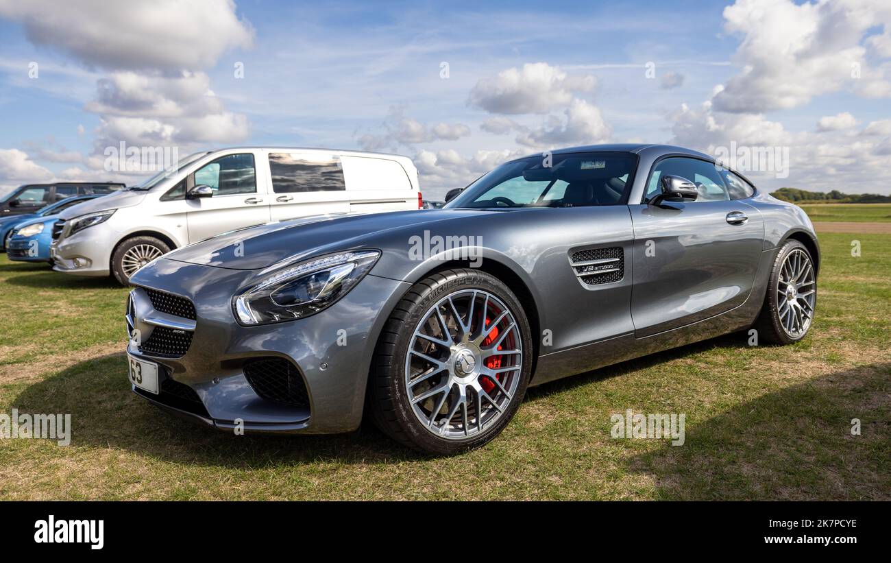2015 Mercedes-AMG GT S ‘OIA 63’ in mostra al Poster Cars & Supercars Assembly al Bicester Heritage Centre Foto Stock