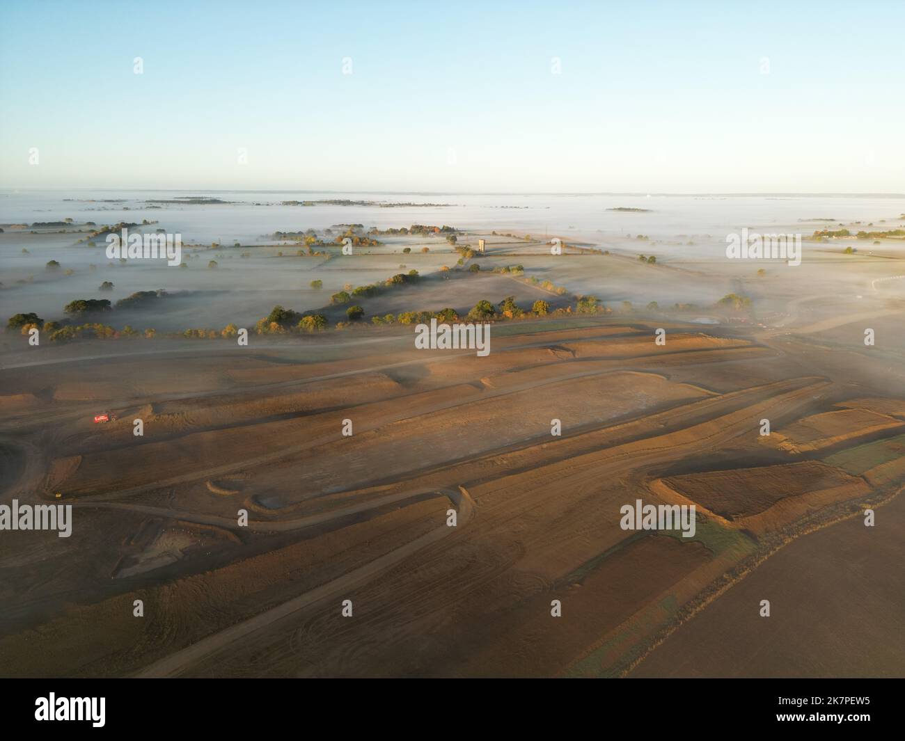 HS2 alta velocità rete ferroviaria cantiere foto aerea mattina nebbia tempo. Northamptonshire. Inghilterra. Foto Stock