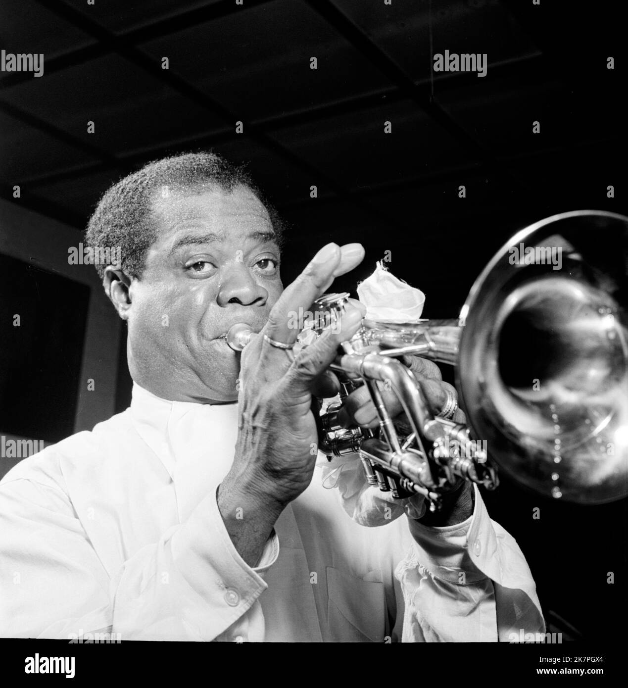 Louis Armstrong, Louis Daniel Armstrong (1901 – 1971), trombettista e cantante jazz americano. Foto Stock