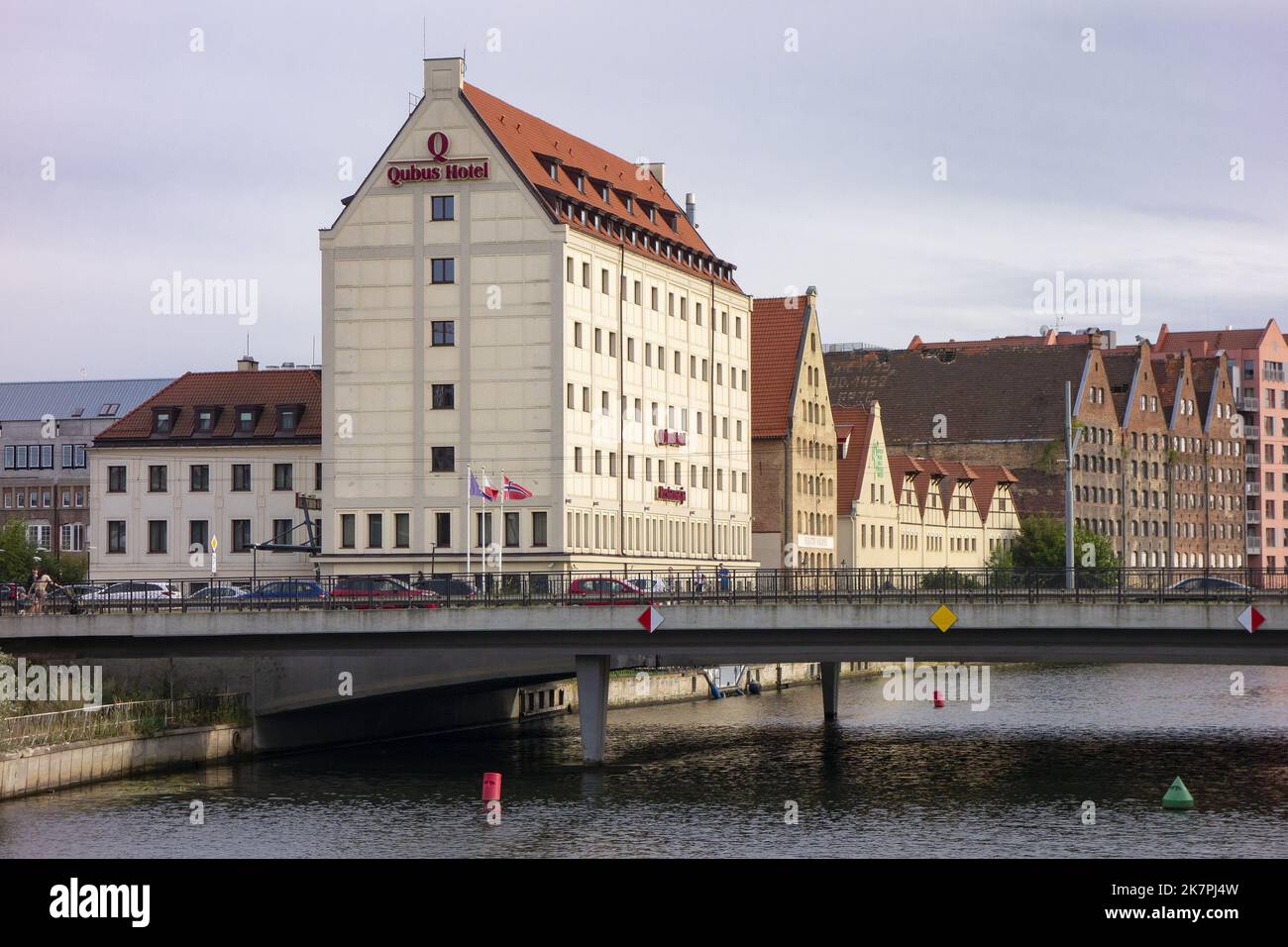 DANZICA, POLONIA - 30 LUGLIO 2022: Qubus Hotel a Danzica fornisce alloggi in Polonia Foto Stock
