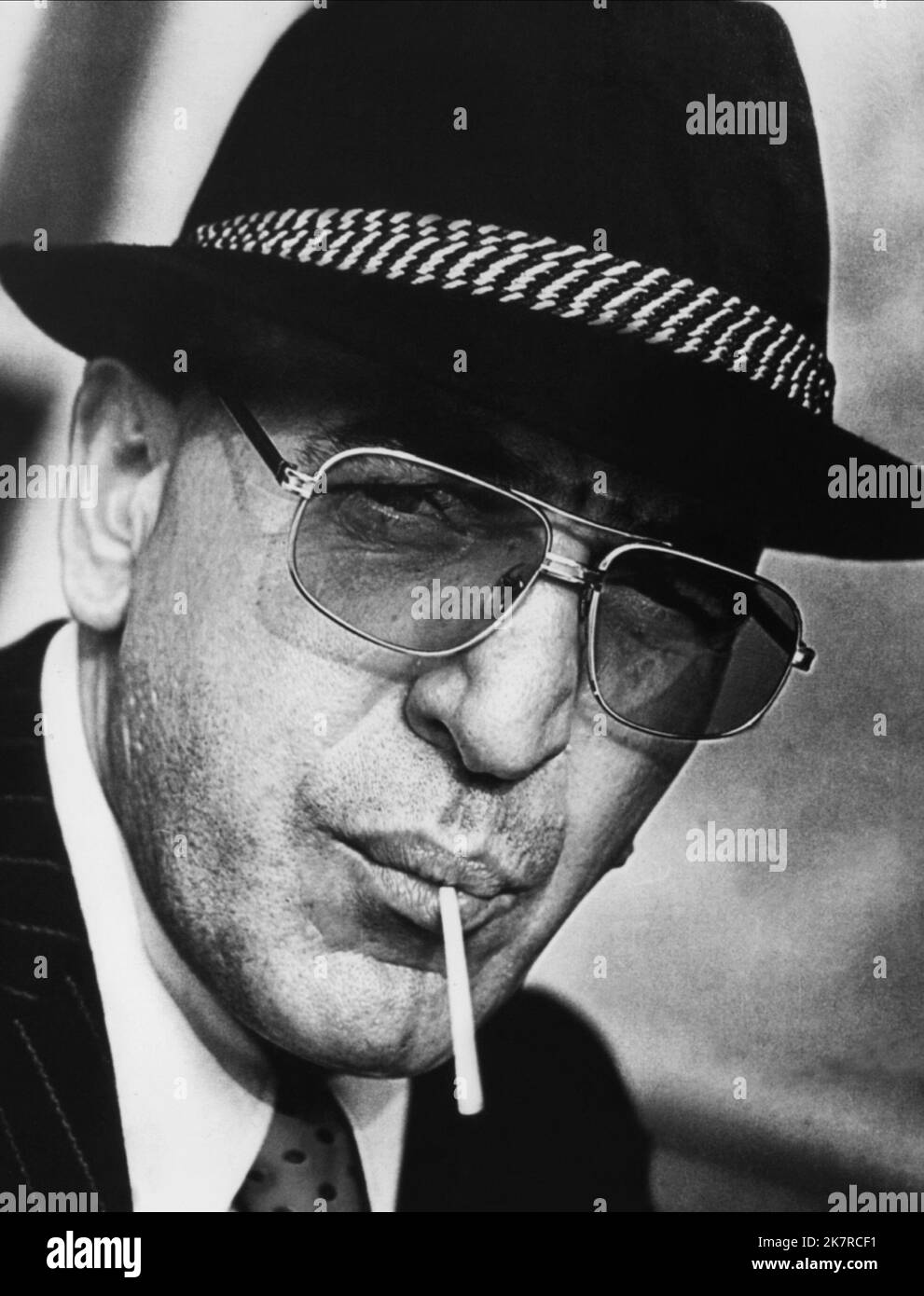 Telly Savalas Televisione: Kojak (TV-Serie) personaggi: Theo Kojak USA 1973-1978, 24 ottobre 1973 **AVVERTENZA** questa fotografia è solo per uso editoriale ed è copyright di CBS e/o del fotografo assegnato dalla Film o dalla Production Company e può essere riprodotta solo da pubblicazioni in concomitanza con la promozione del film di cui sopra. È richiesto un credito obbligatorio a CBS. Il fotografo deve essere accreditato anche quando è noto. Nessun uso commerciale può essere concesso senza autorizzazione scritta da parte della Film Company. Foto Stock