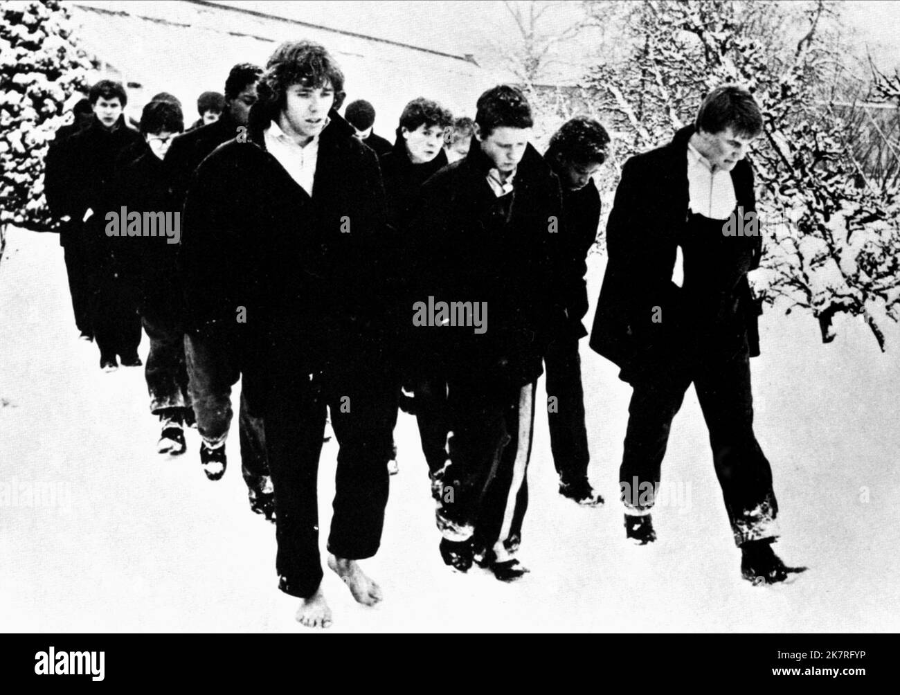 Mike Ford, Sheridan Earl Russell, Behind, Julian Firth, Davidson Knight & Ray Winstone Film: Scum (UK 1979) personaggi: ,,,Davis, & Carlin regista: Alan Clarke 12 settembre 1979 **AVVERTENZA** questa fotografia è solo per uso editoriale ed è copyright dei FILM KENDON e/o del fotografo assegnato dalla Film o dalla Production Company e può essere riprodotta solo da pubblicazioni in concomitanza con la promozione del film di cui sopra. È richiesto un credito obbligatorio per I FILM KENDON. Il fotografo deve essere accreditato anche quando è noto. Nessun uso commerciale può essere concesso senza l'autorizzazione scritta di Foto Stock