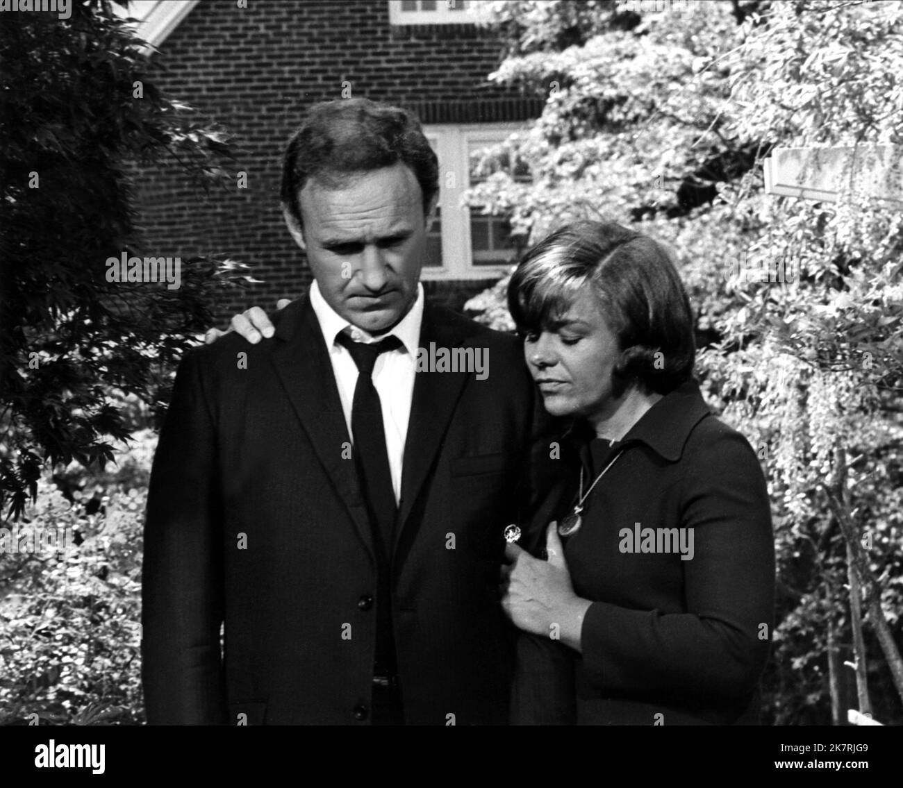 Gene Hackman & Estelle Parsons Film i Never Sang for My Father (1970) personaggi: GENE GARRISON, ALICE regista: Gilbert Cates 18 ottobre 1970 **WARNING** questa fotografia è ad uso esclusivamente editoriale ed è copyright delle IMMAGINI DELLA COLUMBIA e/o del fotografo assegnato dalla Film o Production Company e può essere riprodotta solo da pubblicazioni in concomitanza con la promozione del suddetto Film. È richiesto un credito obbligatorio per LE FOTO DELLA COLUMBIA. Il fotografo deve essere accreditato anche se conosciuto. Nessun uso commerciale può essere concesso senza l'autorizzazione scritta di The Film Company. Foto Stock