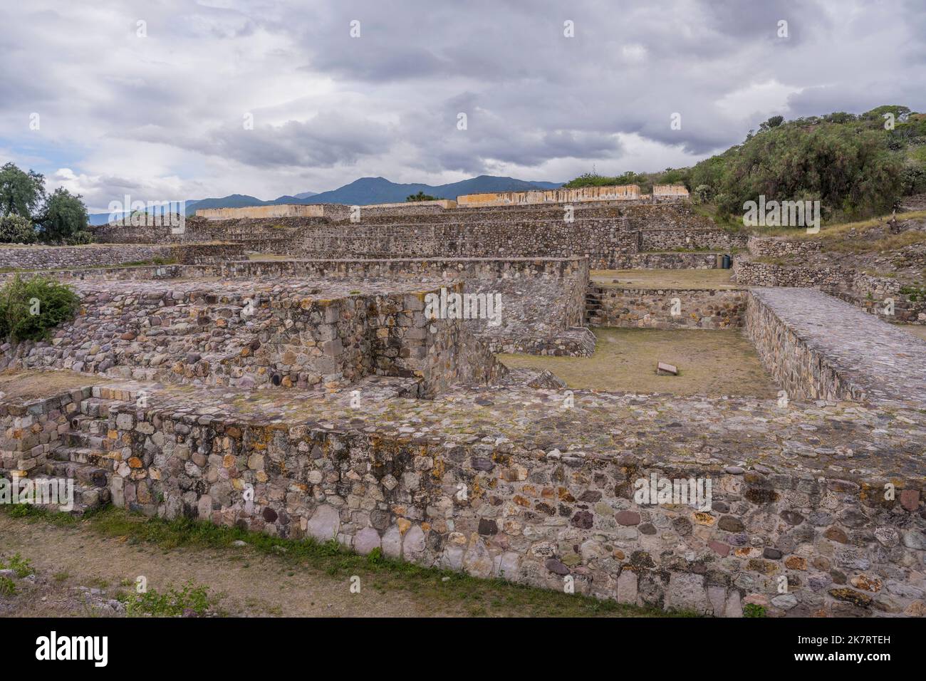 Il sito archeologico di Yagul (conosciuto localmente come Pueblo Viejo) era un tempo abitato dalla civiltà precolombiana degli Zapotecs, nella Valle o Foto Stock