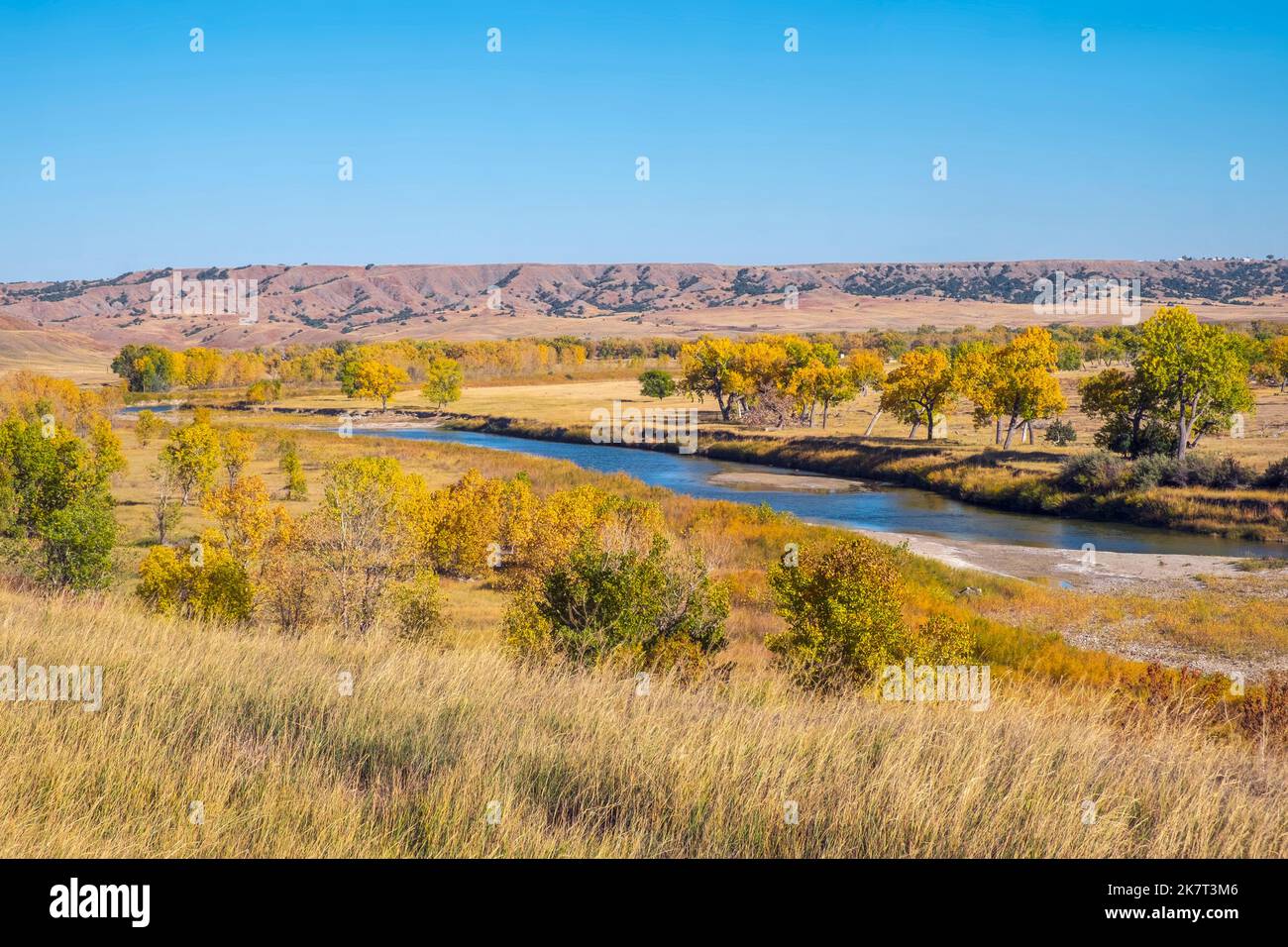 Ottobre colori lungo il fiume Cheyenne, South Dakota, USA Foto Stock