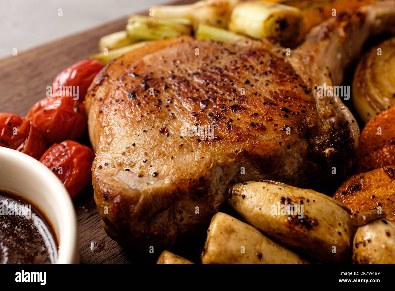 Barbecue di maiale in stile Tomahawk, DonMahawk Steak Foto Stock