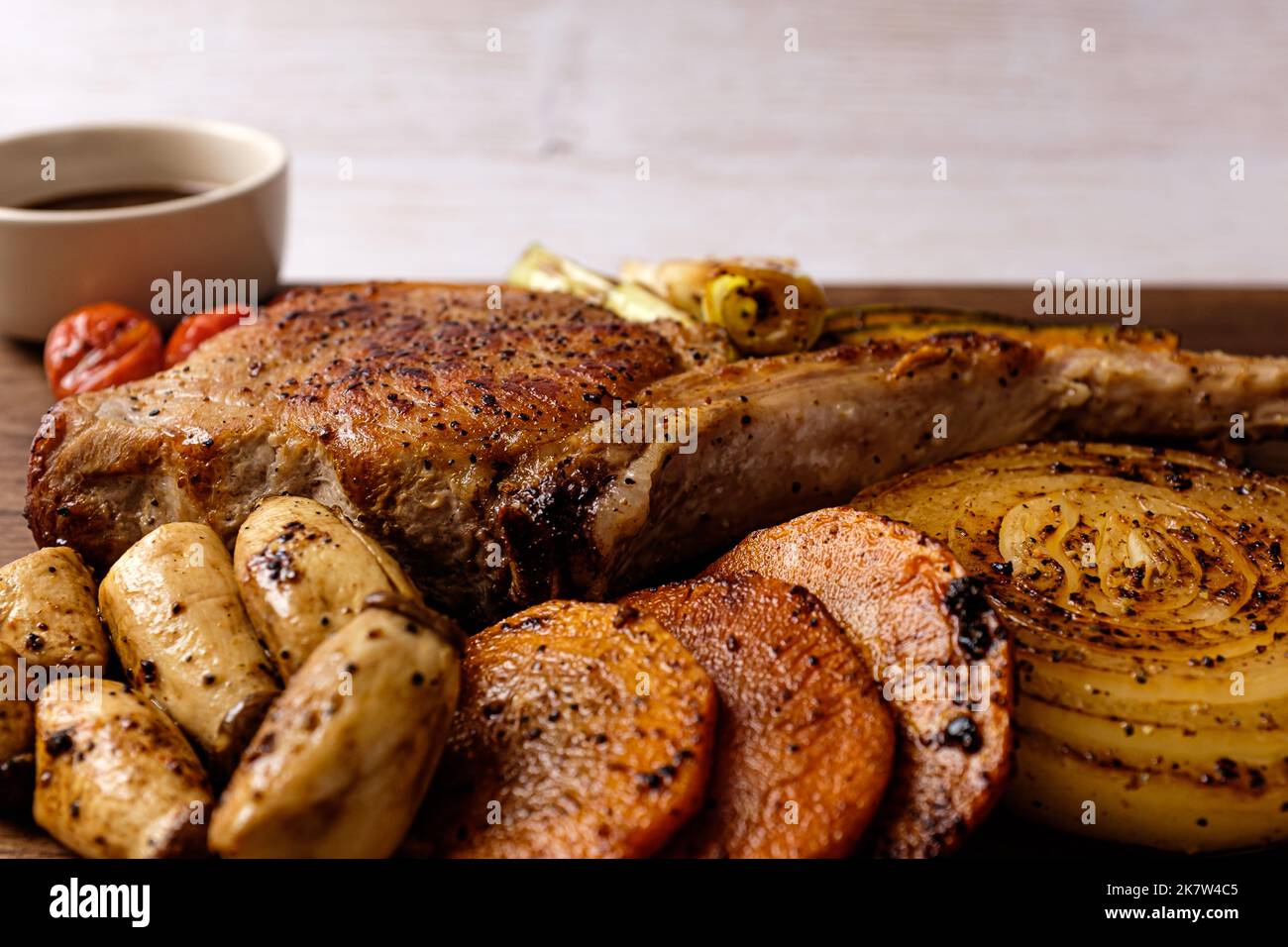 Barbecue di maiale in stile Tomahawk, DonMahawk Steak Foto Stock