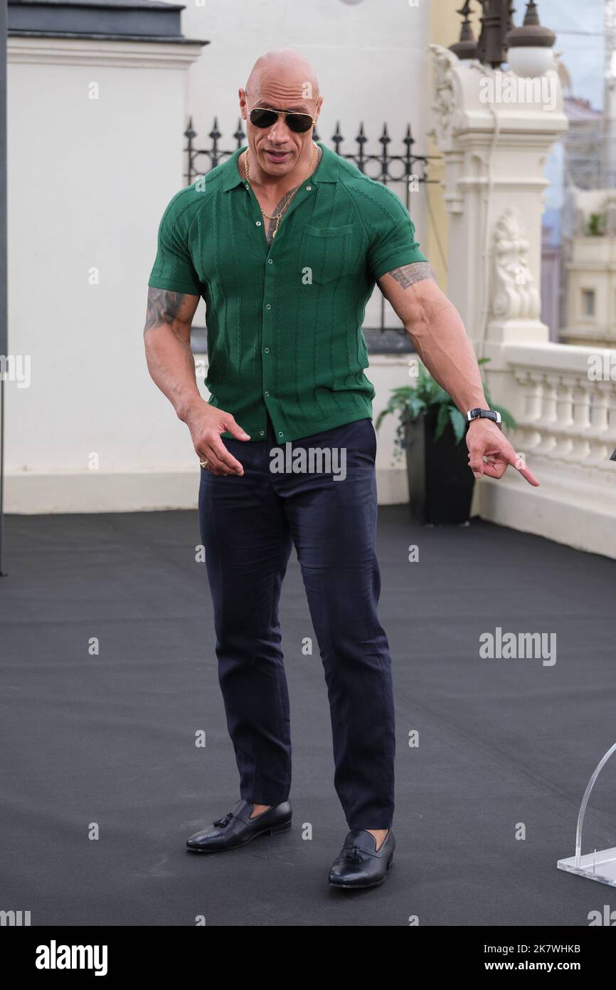 Madrid, Spagna. 19th Ott 2022. L'attore Dwayne Johnson posa durante la fotocellula per la presentazione del film 'BLACK ADAM' a Madrid. (Foto di Atilano Garcia/SOPA Images/Sipa USA) Credit: Sipa USA/Alamy Live News Foto Stock