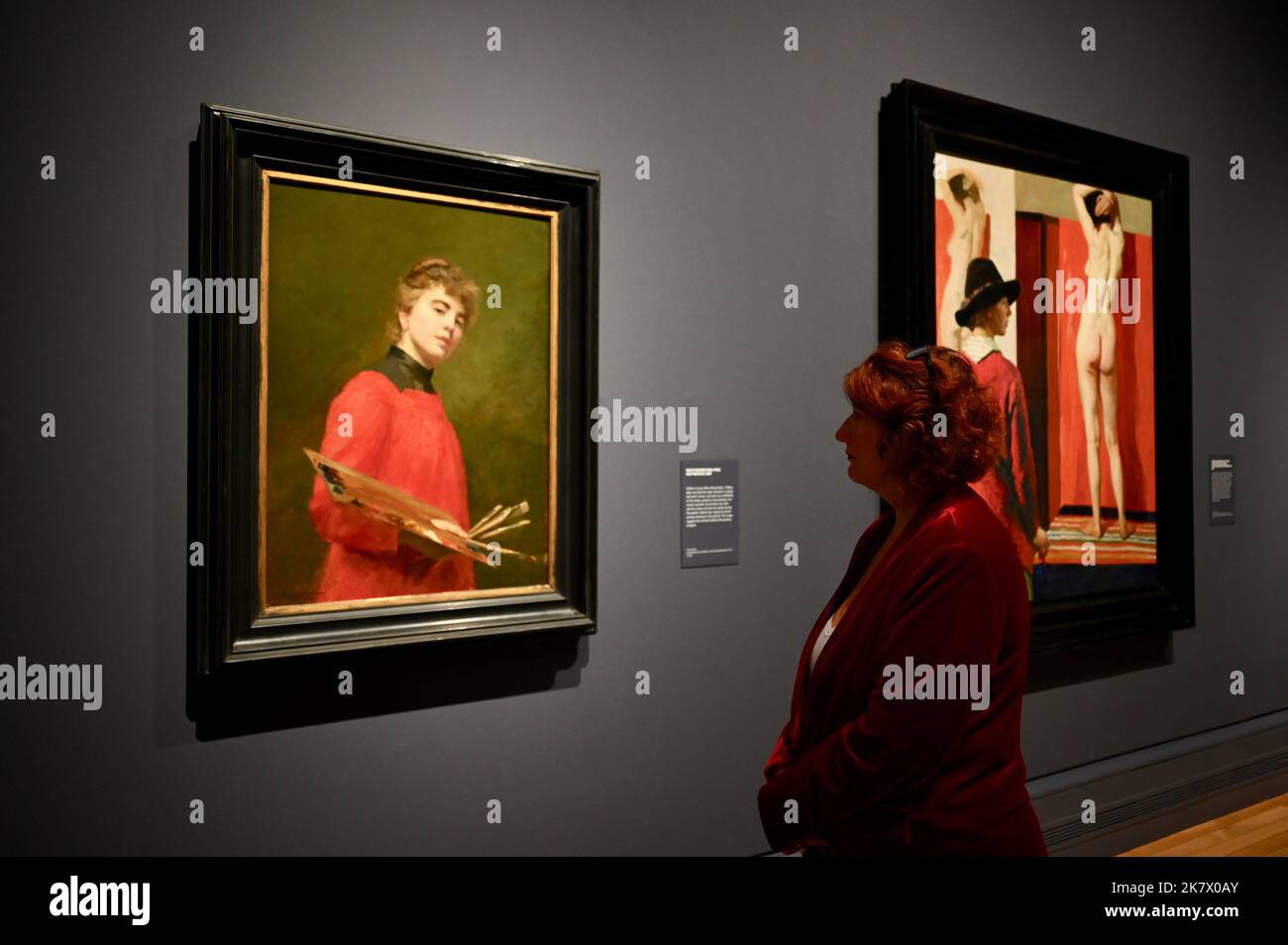 Londra, Regno Unito. Stampa Anteprima per scoprire Manet & Eva Gonzales. La prima mostra britannica ideata intorno al ritratto di Eva Gonzales (1870) di Edouard Manet (1832-1883). Questa è la prima di una nuova serie di mostre 'Discovery' che verranno allestite nella sala Sunley della National Gallery per esplorare dipinti famosi attraverso una lente contemporanea. Foto Stock