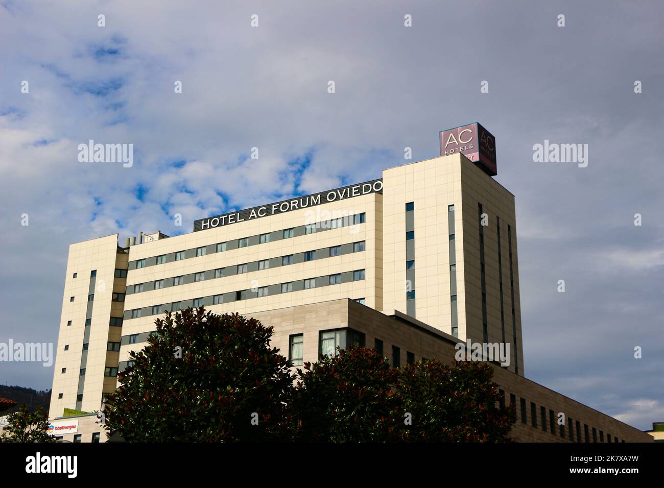AC Hotel by Marriott Oviedo Forum Plaza De Los Ferroviarios Oviedo Asturias Spagna Foto Stock