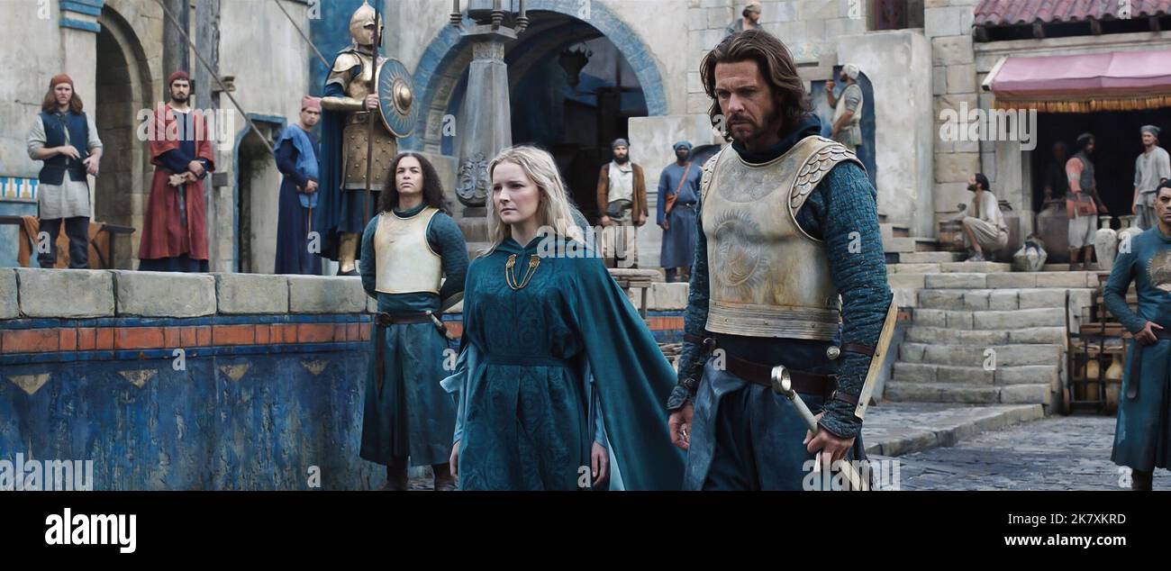 Dove è Ambientato Il Signore Degli Anelli REGNO UNITO. Morfydd Clark, Lloyd Owen in (C)Amazon Studios nuova serie