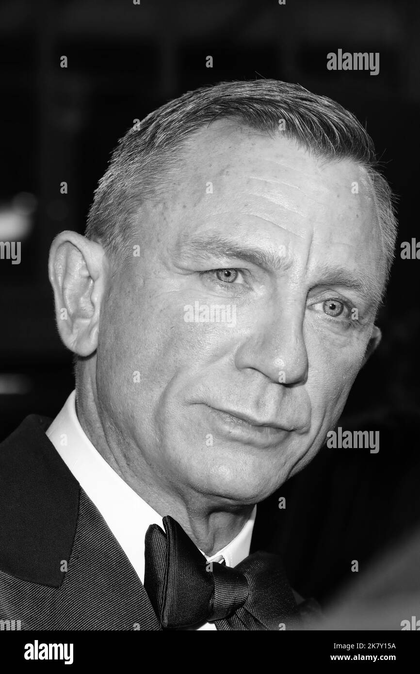 Daniel Craig partecipa alla prima del film 'Glass Onion: A Knives out Mystery' durante il gala del 66th del BFI London Film Festival. Foto Stock