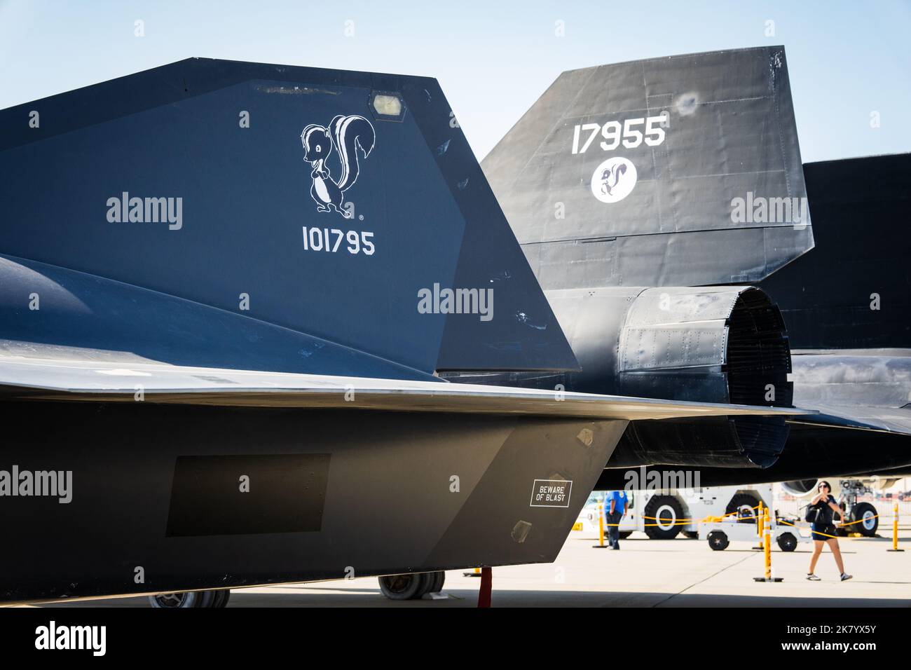 SR-71 Blackbird e Darkstar Tails alla base dell'aeronautica di Edwards il 10/16/2022 Foto Stock