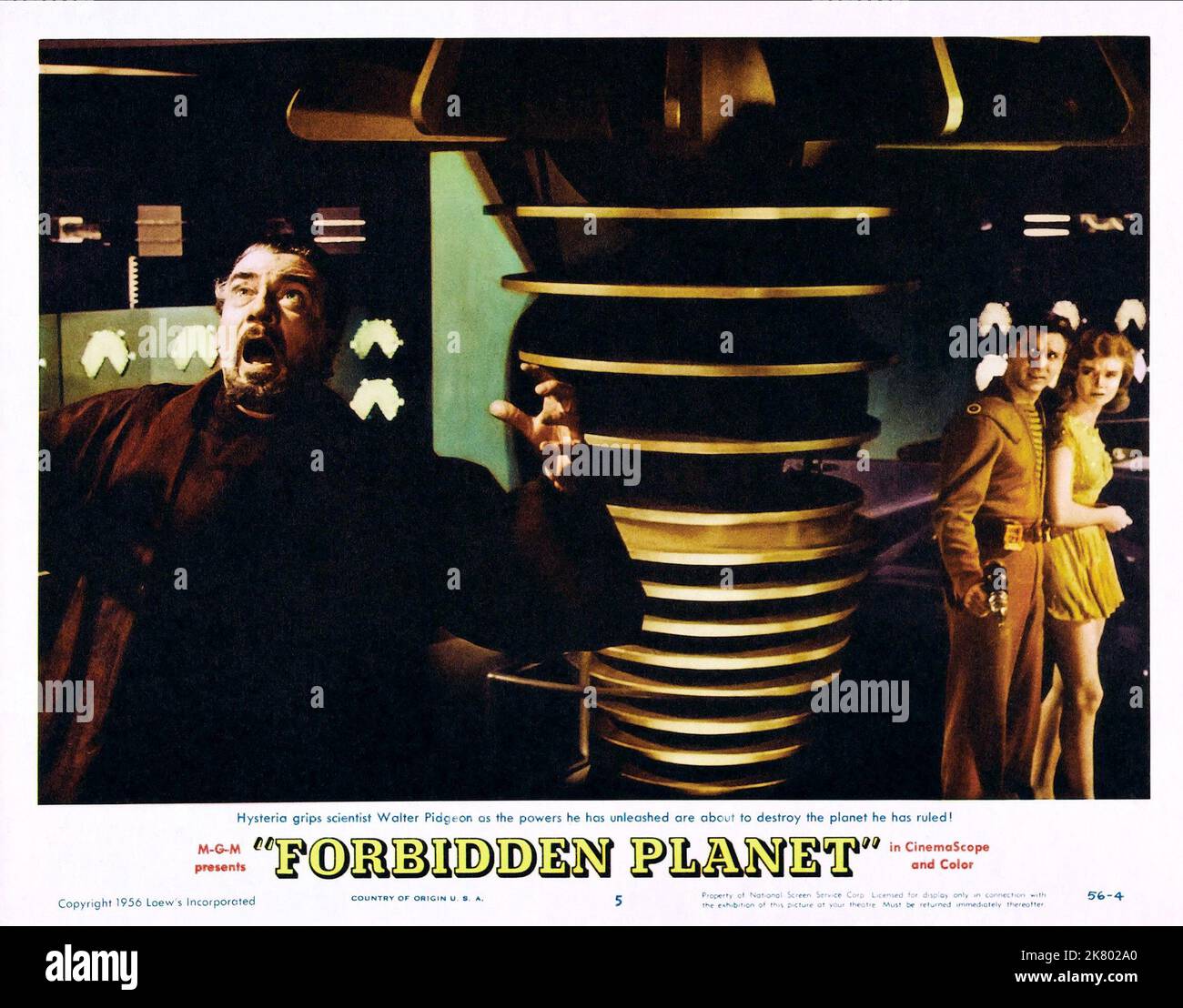 Walter Pidgeon, Leslie Nielsen & Anne Francis Film: Forbidden Planet (USA 1956) personaggi: Dr. Edward Morbius, Comandante J. Adams, Altaira 'alta' Morbius regista: Fred M.Wilcox 23 marzo 1956 **AVVERTENZA** questa fotografia è solo per uso editoriale ed è copyright di MGM e/o del fotografo assegnato dalla Film o dalla Production Company e può essere riprodotta solo da pubblicazioni in concomitanza con la promozione del film di cui sopra. È richiesto un credito obbligatorio a MGM. Il fotografo deve essere accreditato anche quando è noto. Nessun uso commerciale può essere concesso senza l'autorizzazione scritta di Foto Stock