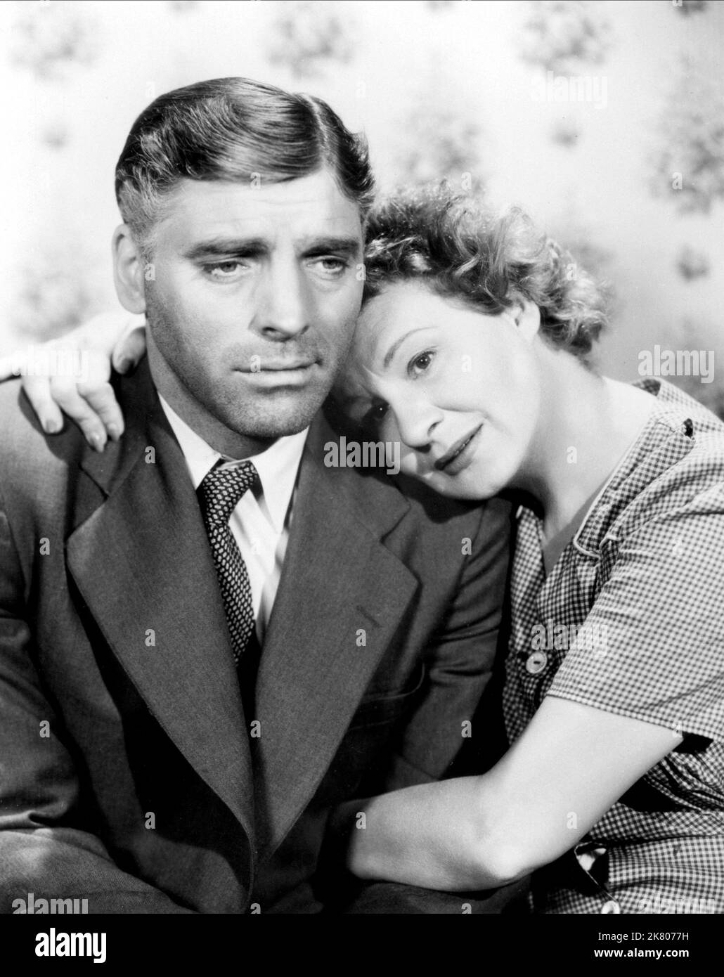 Burt Lancaster & Shirley Booth Film come Back, Little Sheba (1953) personaggi: DOC Delaney, Lola Delaney regista: Daniel Mann 24 dicembre 1952 **WARNING** questa fotografia è solo per uso editoriale ed è copyright di IMMAGINI DI PRIM'ORDINE e/o il fotografo assegnato dalla Film o Production Company e può essere riprodotta solo da pubblicazioni in concomitanza con la promozione del suddetto Film. È richiesto un credito obbligatorio per LE FOTO DI IMPORTANZA FONDAMENTALE. Il fotografo deve essere accreditato anche se conosciuto. Nessun uso commerciale può essere concesso senza l'autorizzazione scritta di The Film Company. Foto Stock