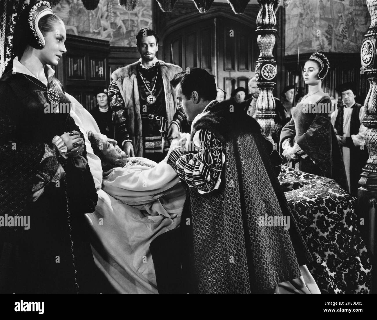 Charles Laughton & Stewart Granger Film Young Bess (1954) personaggi: Re Enrico VIII, Thomas Seymour regista: George Sidney 01 April 1953 **WARNING** questa fotografia è solo per uso editoriale ed è copyright della MGM e/o del fotografo assegnato dalla Film o Production Company e può essere riprodotta solo da pubblicazioni in concomitanza con la promozione del suddetto Film. È richiesto un credito obbligatorio a MGM. Il fotografo deve essere accreditato anche se conosciuto. Nessun uso commerciale può essere concesso senza l'autorizzazione scritta di The Film Company. Foto Stock