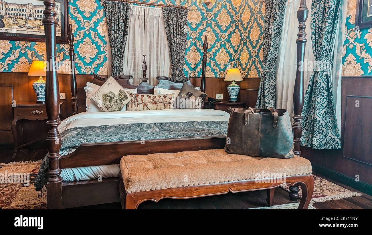 All'interno di una camera del Baber Mahal Villas, un hotel di lusso a Kathmandu, Nepal Foto Stock