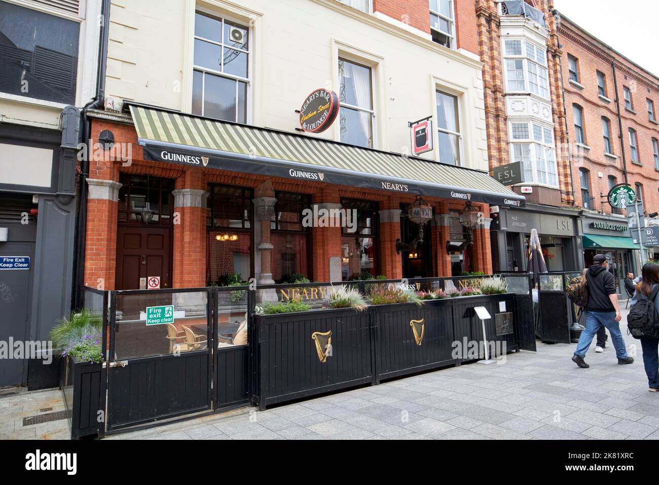 nearys bar e lounge chatham street dublino repubblica d'irlanda Foto Stock