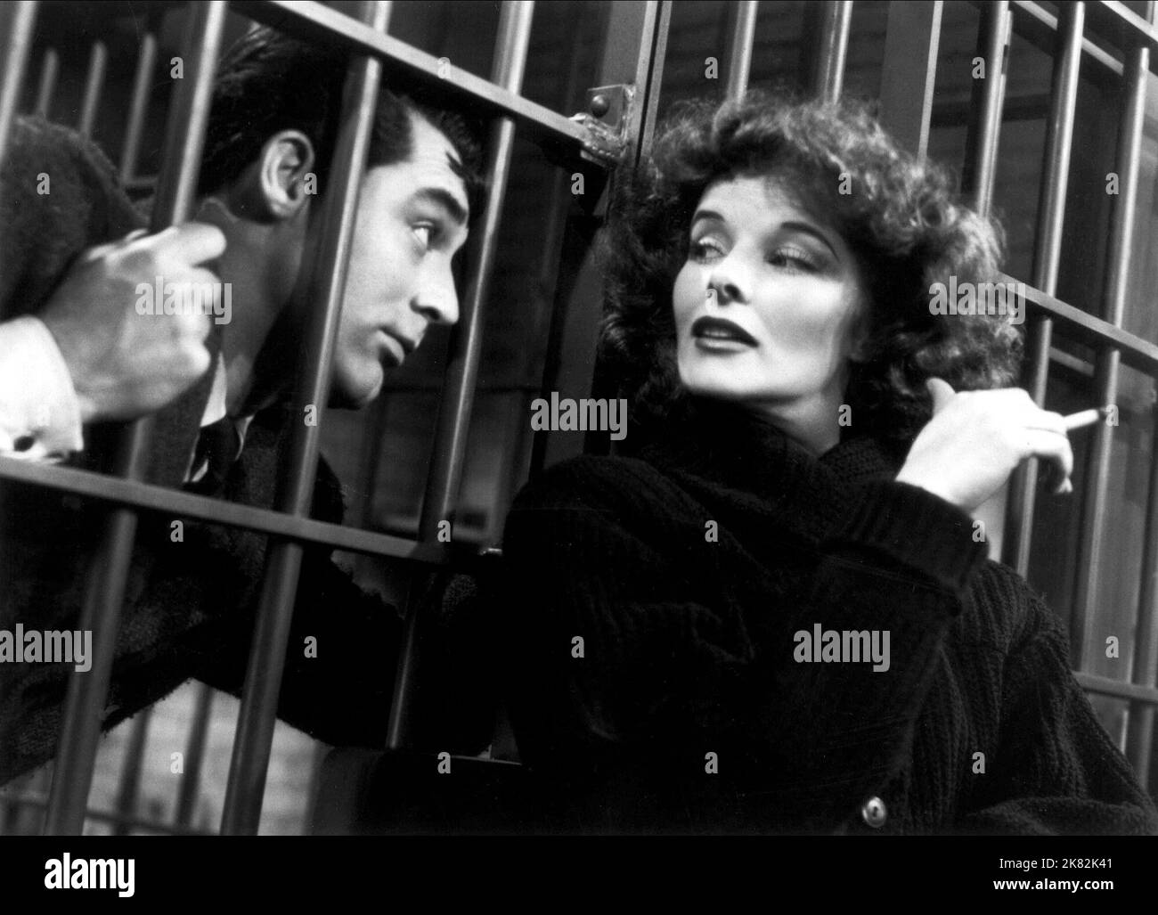 Cary Grant & Katharine Hepburn Film: Portare in su il bambino (1938) personaggi: Dr. David Huxley, Susan Vance regista: Howard Hawks 18 febbraio 1938 **AVVERTENZA** questa fotografia è solo per uso editoriale ed è copyright di RKO RADIO e/o del fotografo assegnato dalla Film o Production Company e può essere riprodotta solo da pubblicazioni in concomitanza con la promozione del film di cui sopra. È richiesto un credito obbligatorio alla RADIO RKO. Il fotografo deve essere accreditato anche quando è noto. Nessun uso commerciale può essere concesso senza autorizzazione scritta da parte della Film Company. Foto Stock