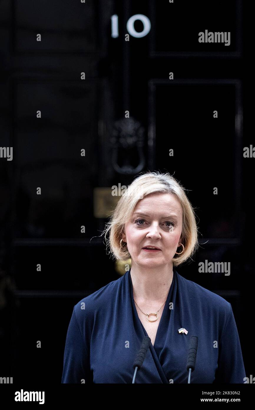 Londra, Regno Unito -20/10/2022. Il primo ministro britannico Liz Truss ha dimissioni dal suo incarico di PM e leader del partito conservatore mentre parla Foto Stock