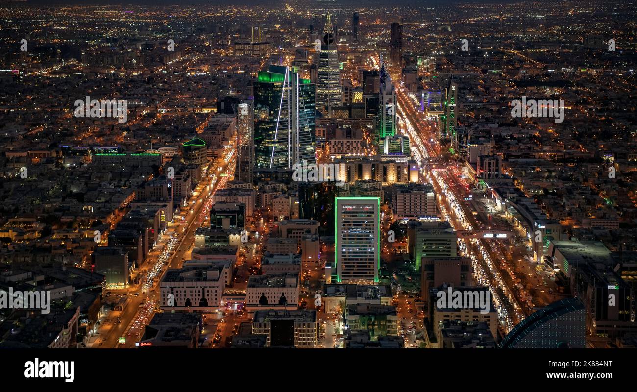 Vista aerea Riyadh di notte Arabia Saudita Foto Stock