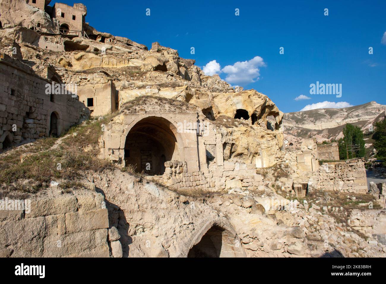 Architettura scavata nella roccia a Monks Valley, Paşabağ Foto Stock