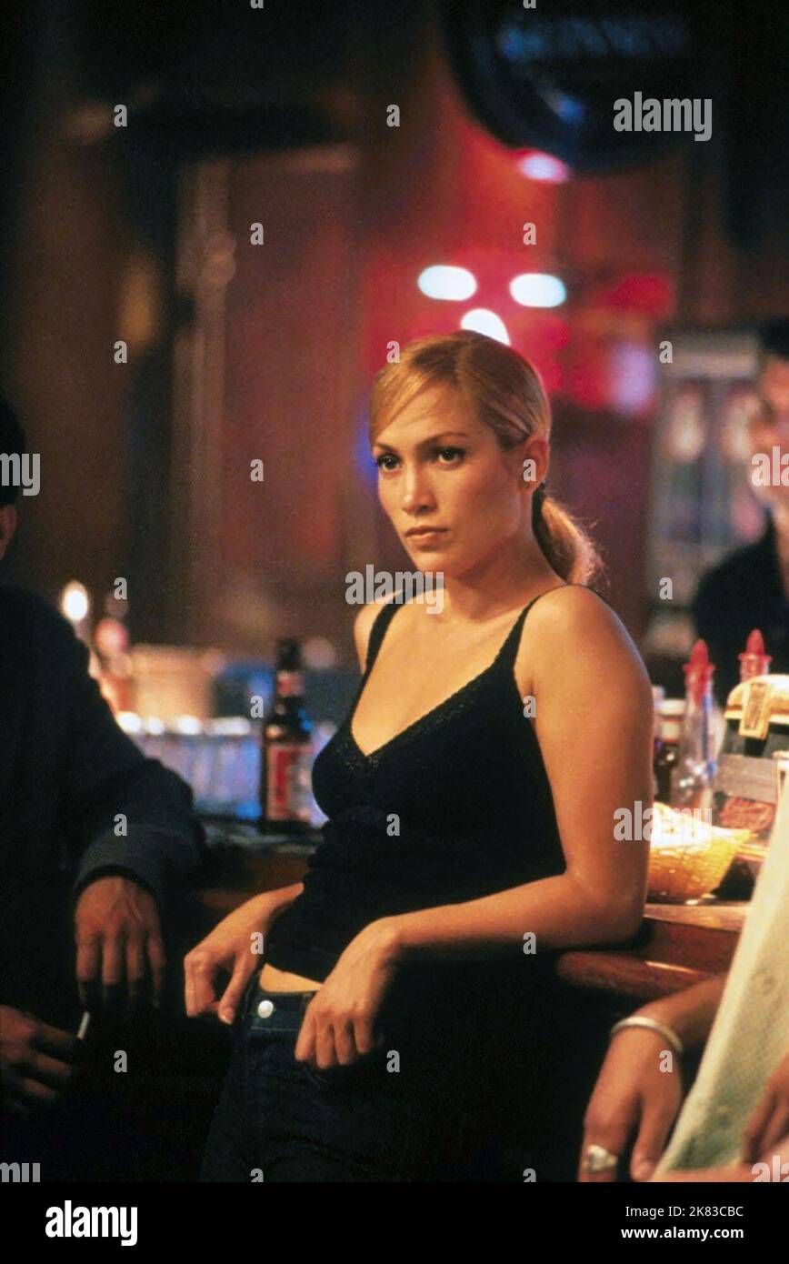 Jennifer Lopez Film: Angel Eyes (USA 2001) personaggi: Sharon Pogue regista: Luis Mandoki 15 maggio 2001 **AVVISO** questa foto è solo per uso editoriale ed è il copyright di WARNER BROS. E/o del fotografo assegnato dalla Film o dalla Società di produzione e può essere riprodotto solo da pubblicazioni in concomitanza con la promozione del suddetto Film. È richiesto un credito obbligatorio per WARNER BROS. Il fotografo deve essere accreditato anche quando è noto. Nessun uso commerciale può essere concesso senza l'autorizzazione scritta della Film Company. Foto Stock