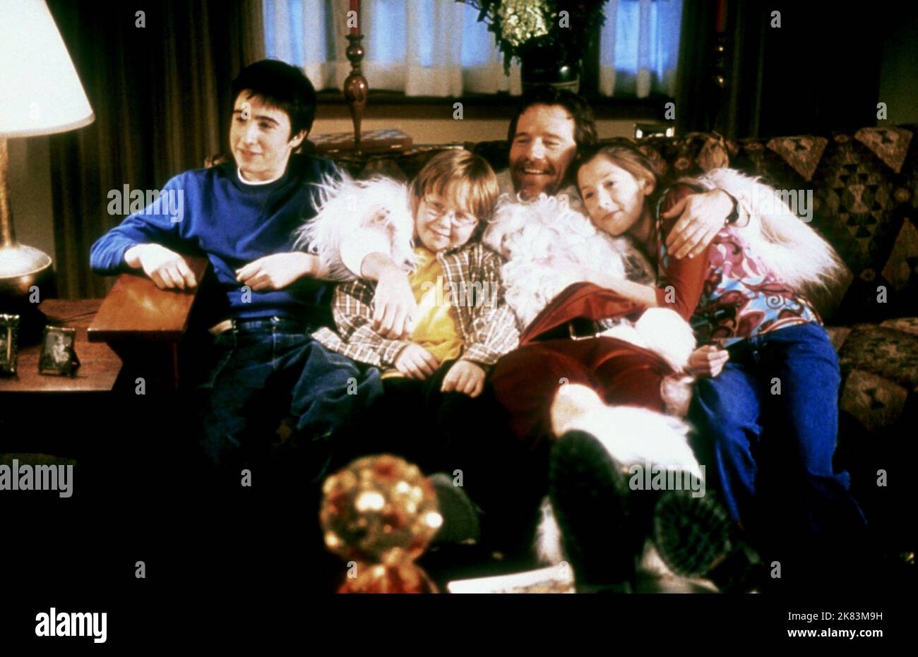 Josh Zukerman, Bryan Cranston & Brenda grate Film: Twas the Night; 'Twas the Night (2001) personaggi: ,Nick Wrigley & Kaitlin Wrigley regista: Nick Castle 07 dicembre 2001 **AVVERTENZA** questa fotografia è solo per uso editoriale ed è copyright di DISNEY e/o del fotografo assegnato dalla Film o dalla Production Company e può essere riprodotta solo da pubblicazioni in concomitanza con la promozione del film di cui sopra. È richiesto un credito obbligatorio a DISNEY. Il fotografo deve essere accreditato anche quando è noto. Nessun uso commerciale può essere concesso senza autorizzazione scritta da parte della Film Company. Foto Stock